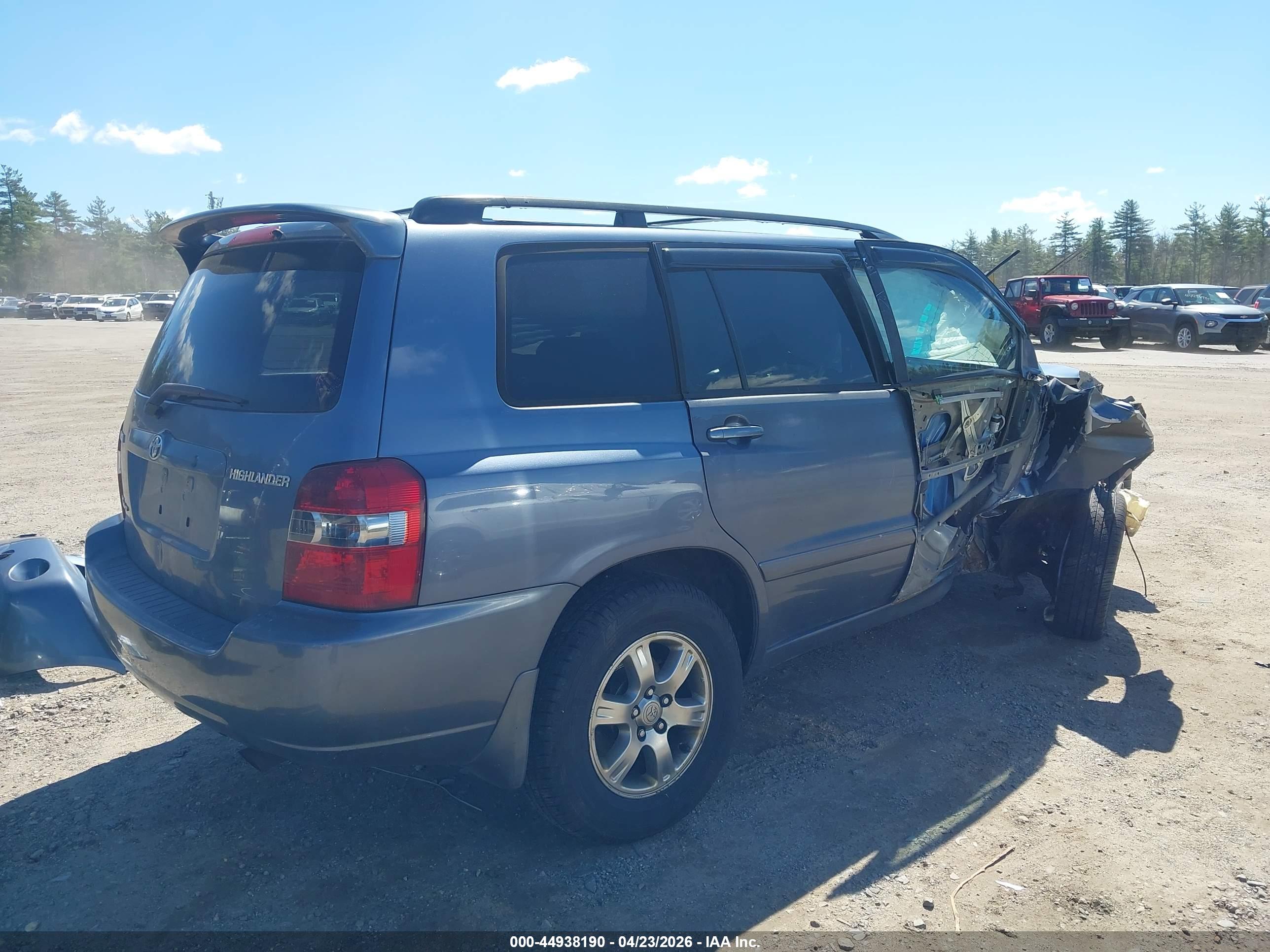 TOYOTA HIGHLANDER image 4