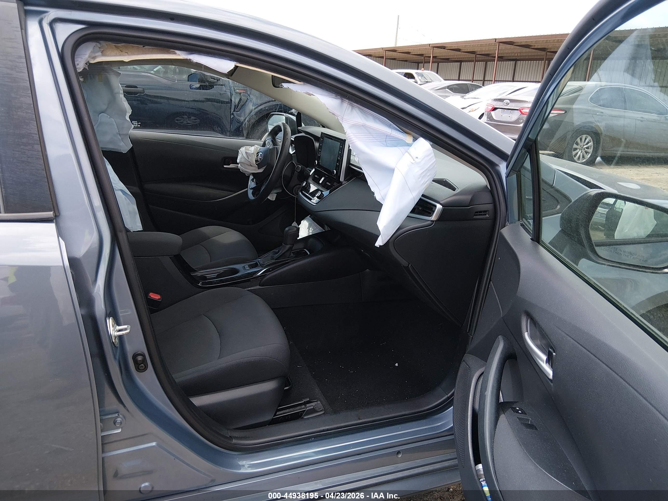 TOYOTA COROLLA image 5