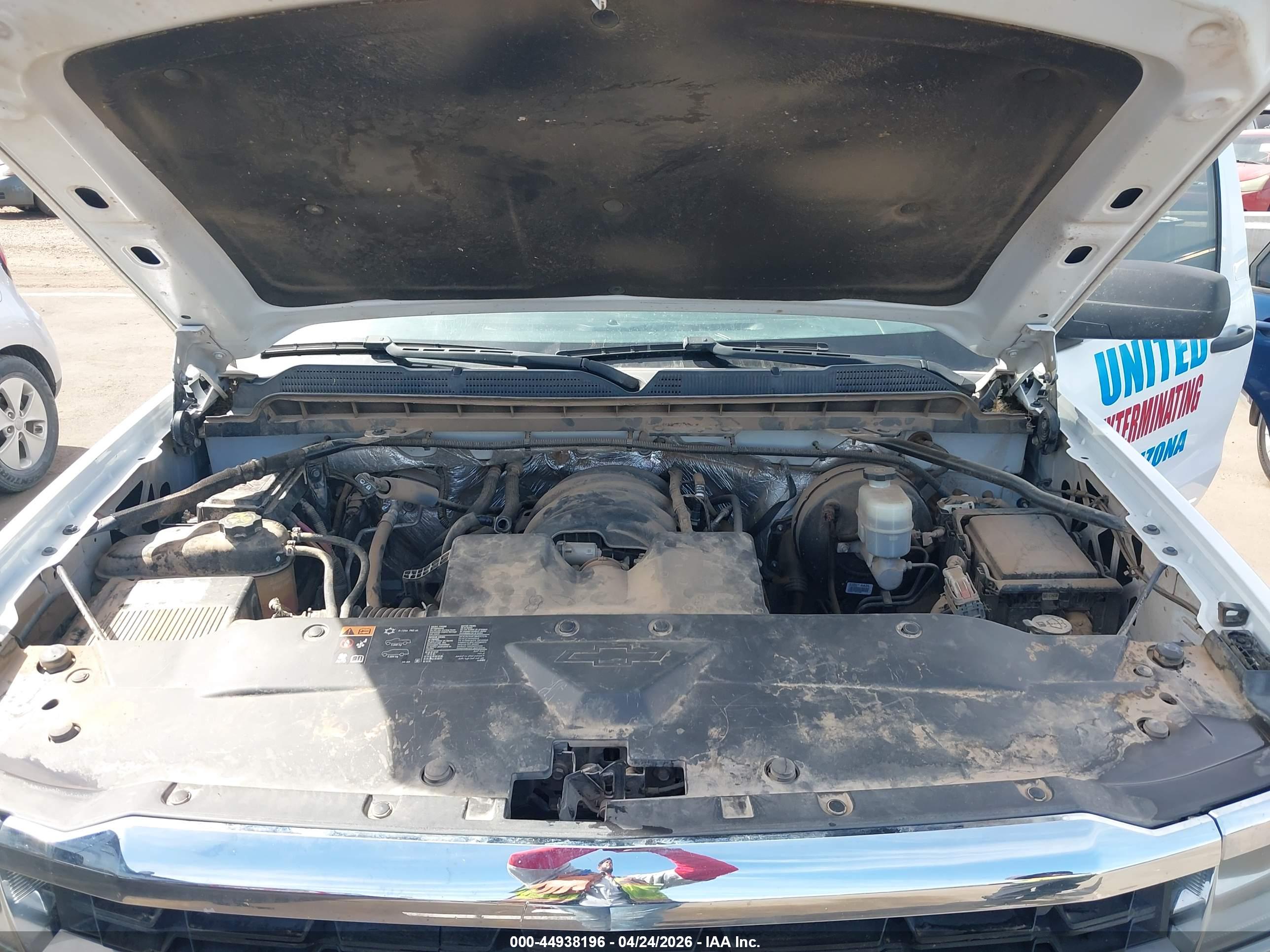 CHEVROLET SILVERADO image 10