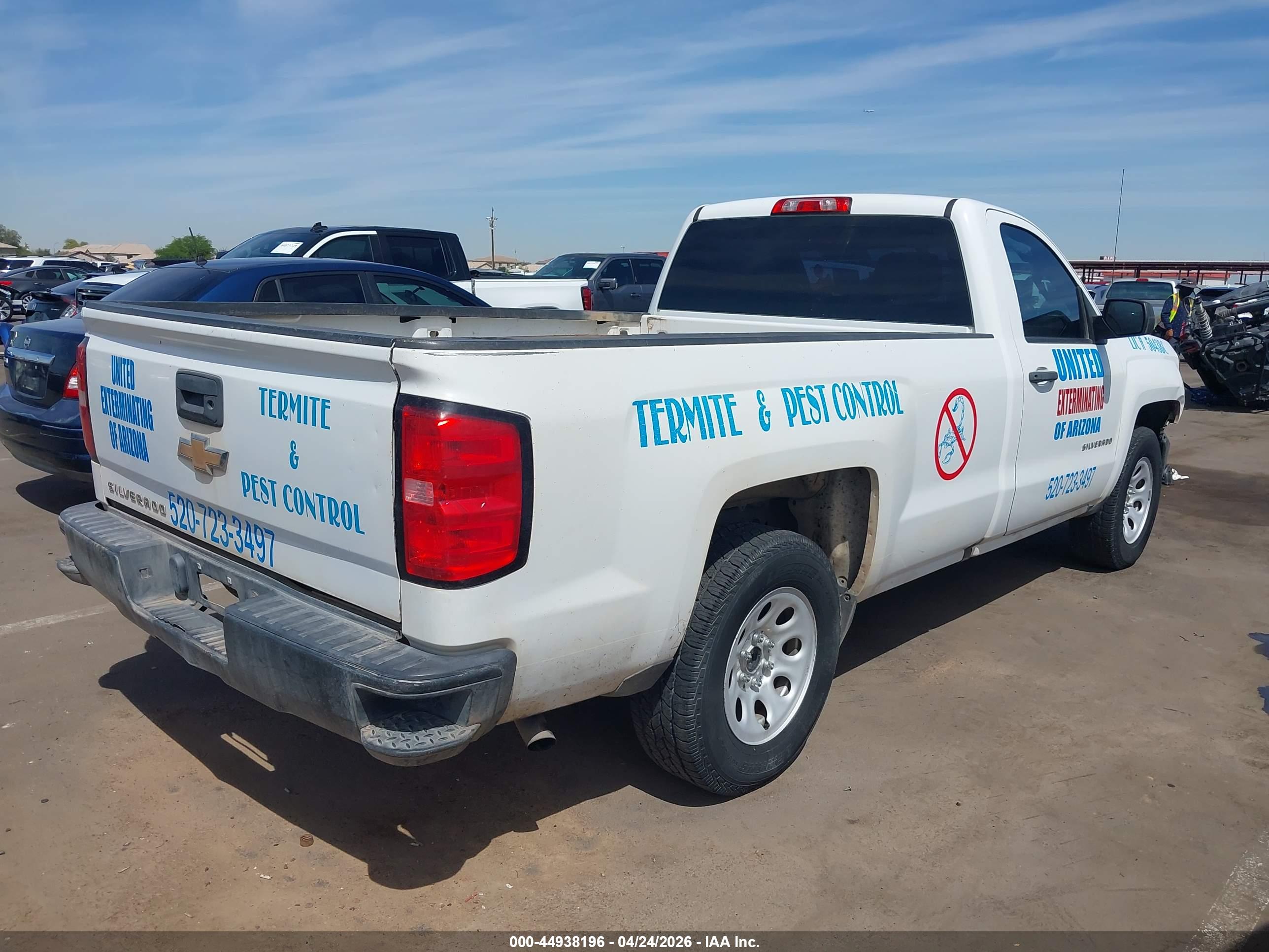 CHEVROLET SILVERADO image 4