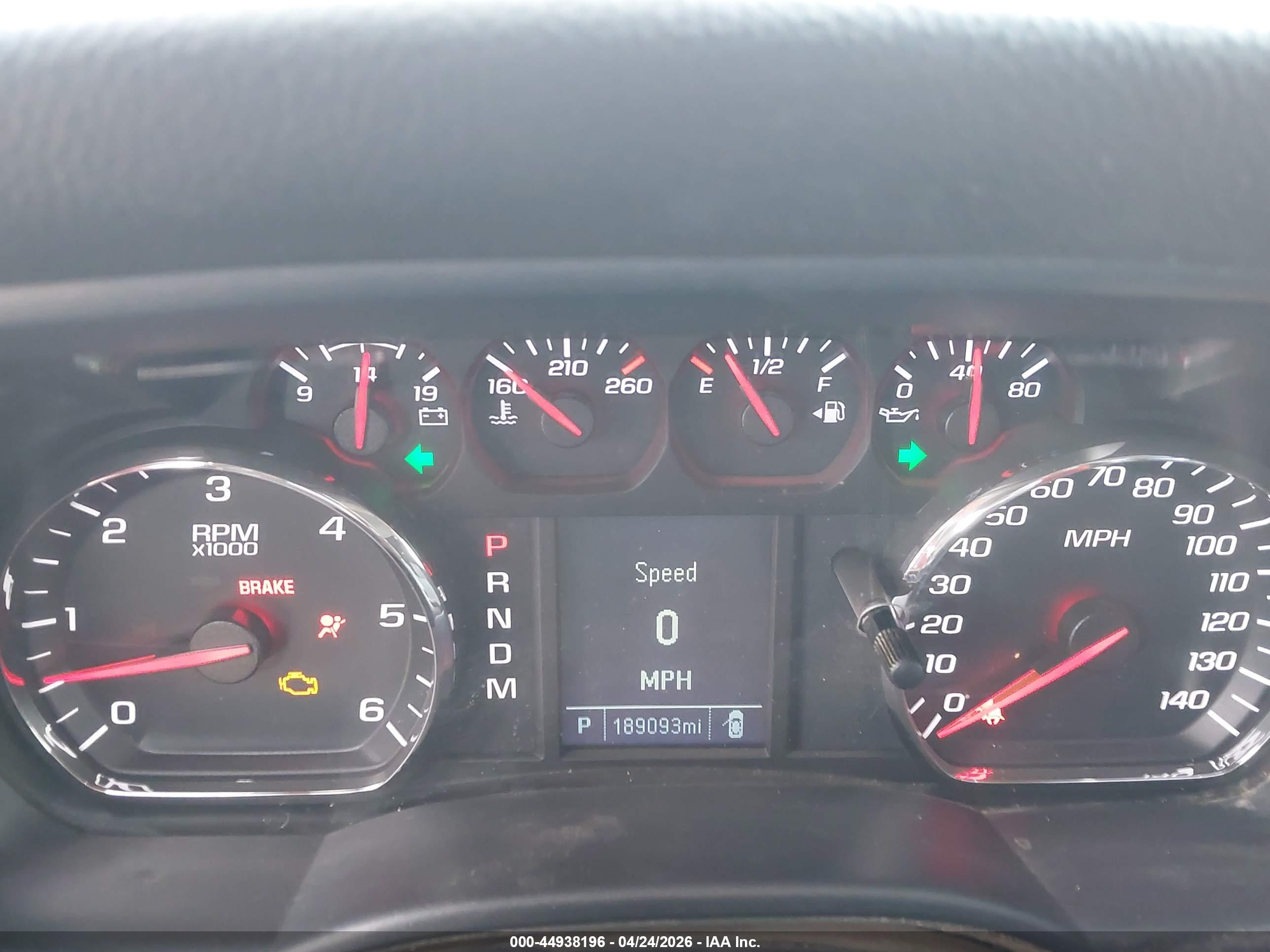CHEVROLET SILVERADO image 7