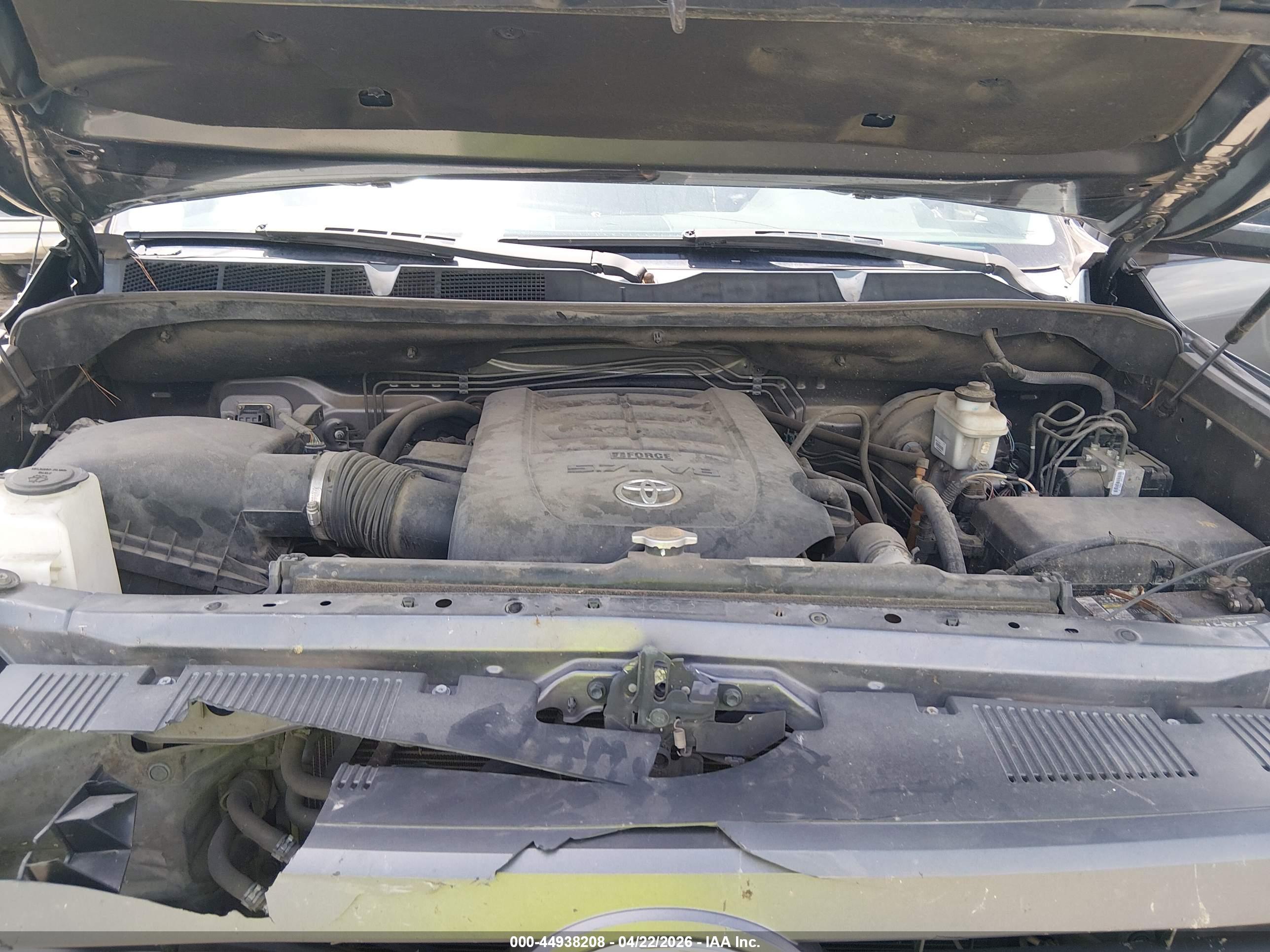 TOYOTA TUNDRA image 10