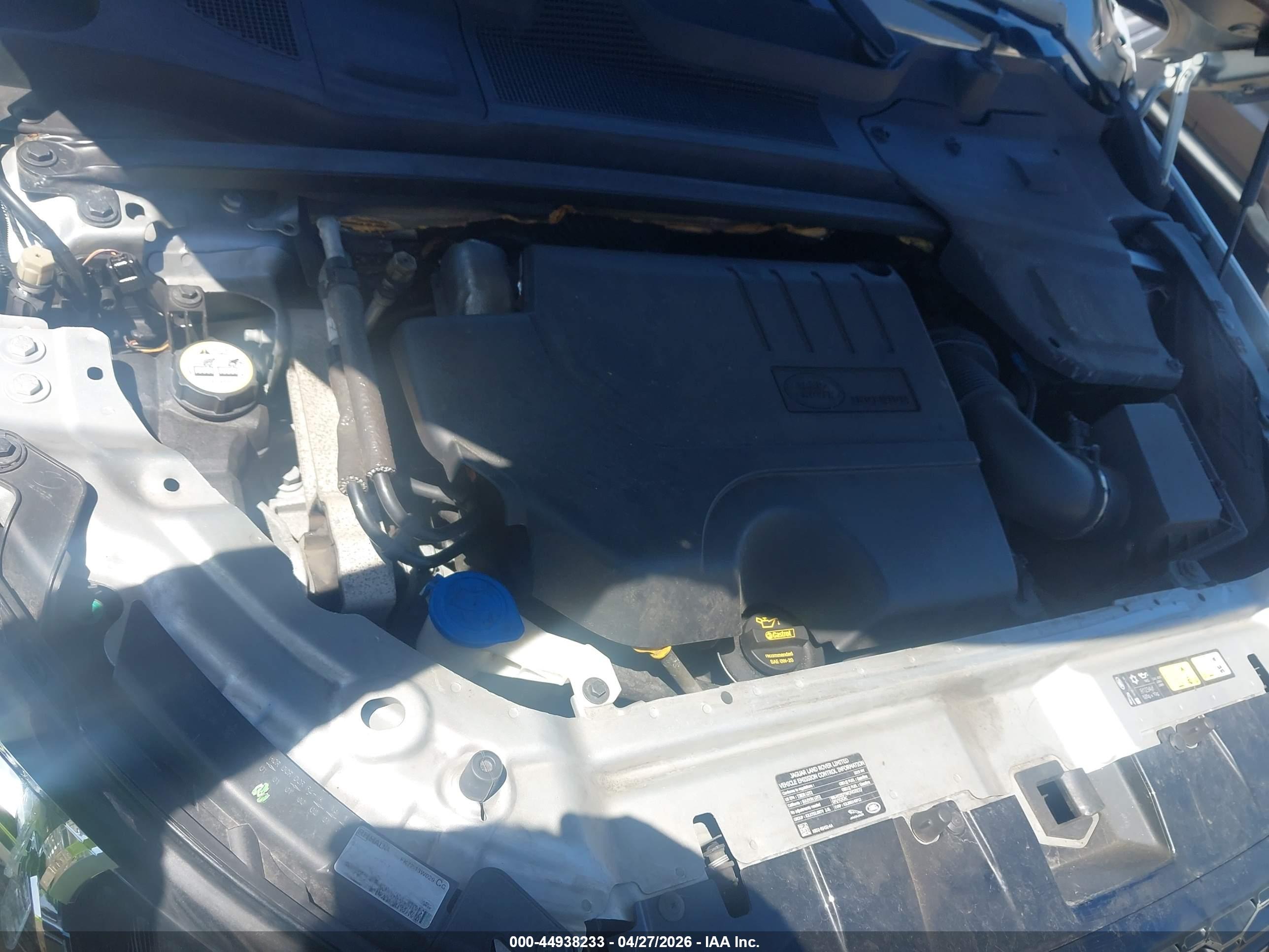 LAND ROVER image 10