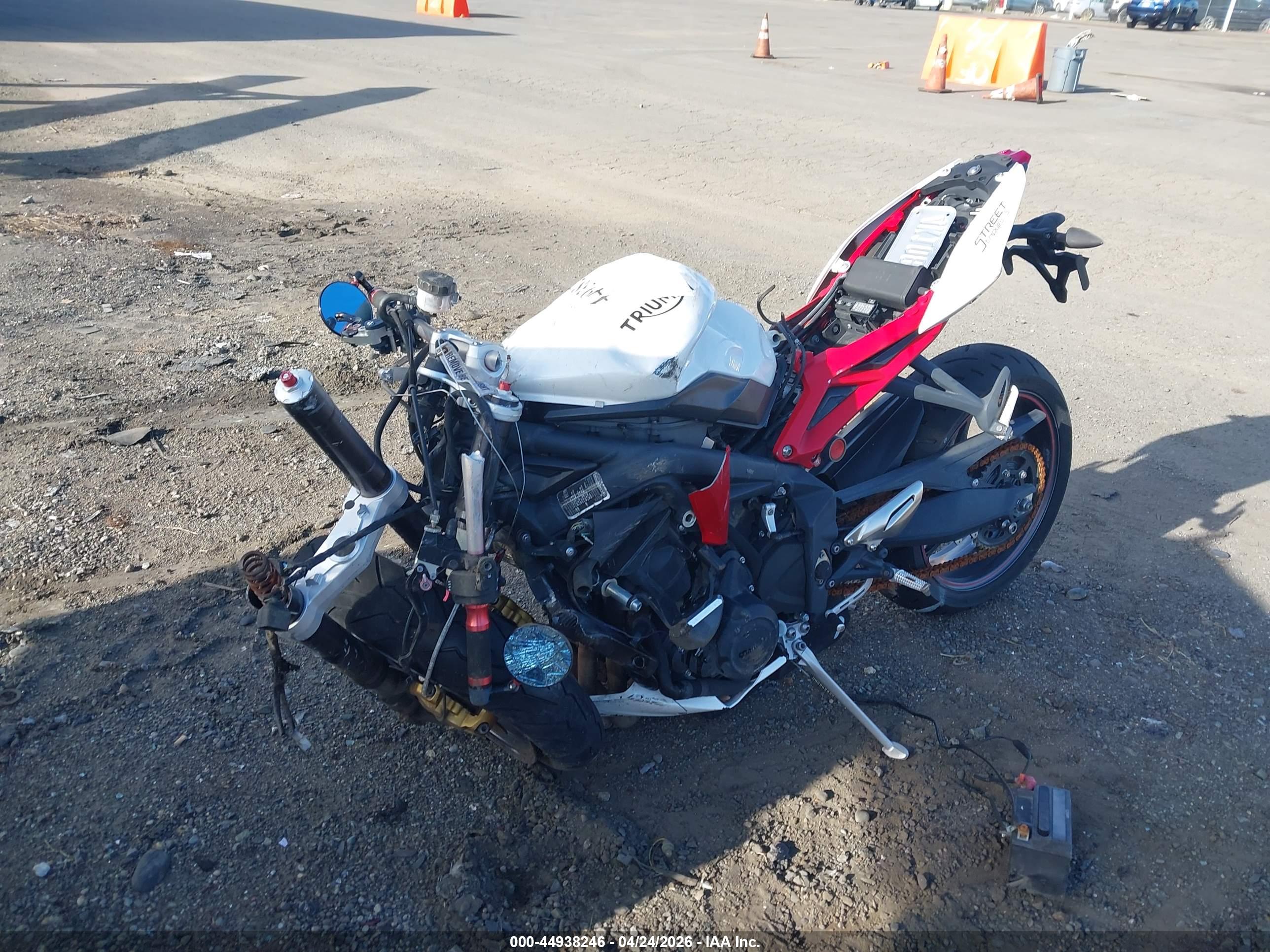 TRIUMPH MOTORCYCLE image 2