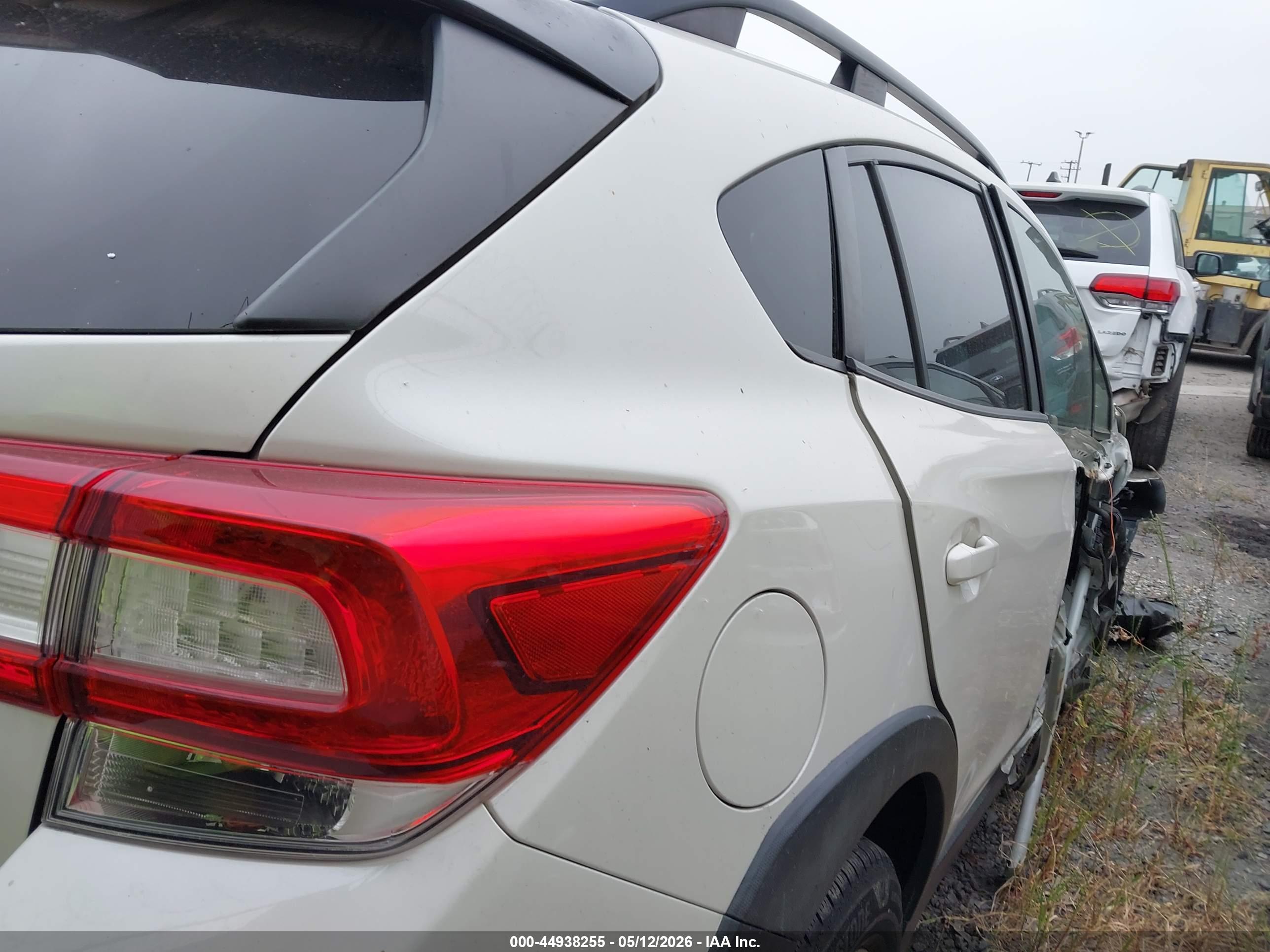 SUBARU CROSSTREK image 4