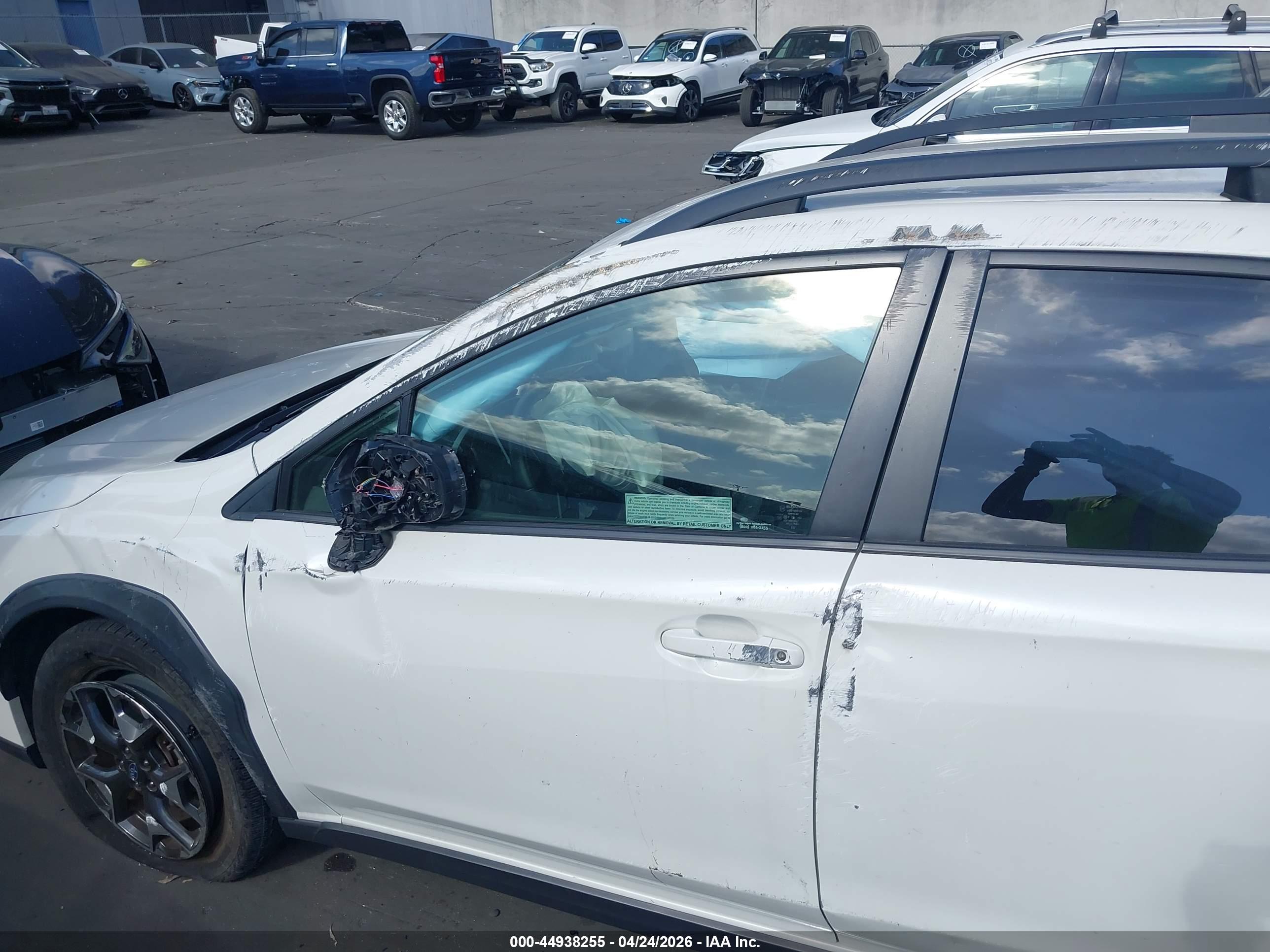 SUBARU CROSSTREK image 6