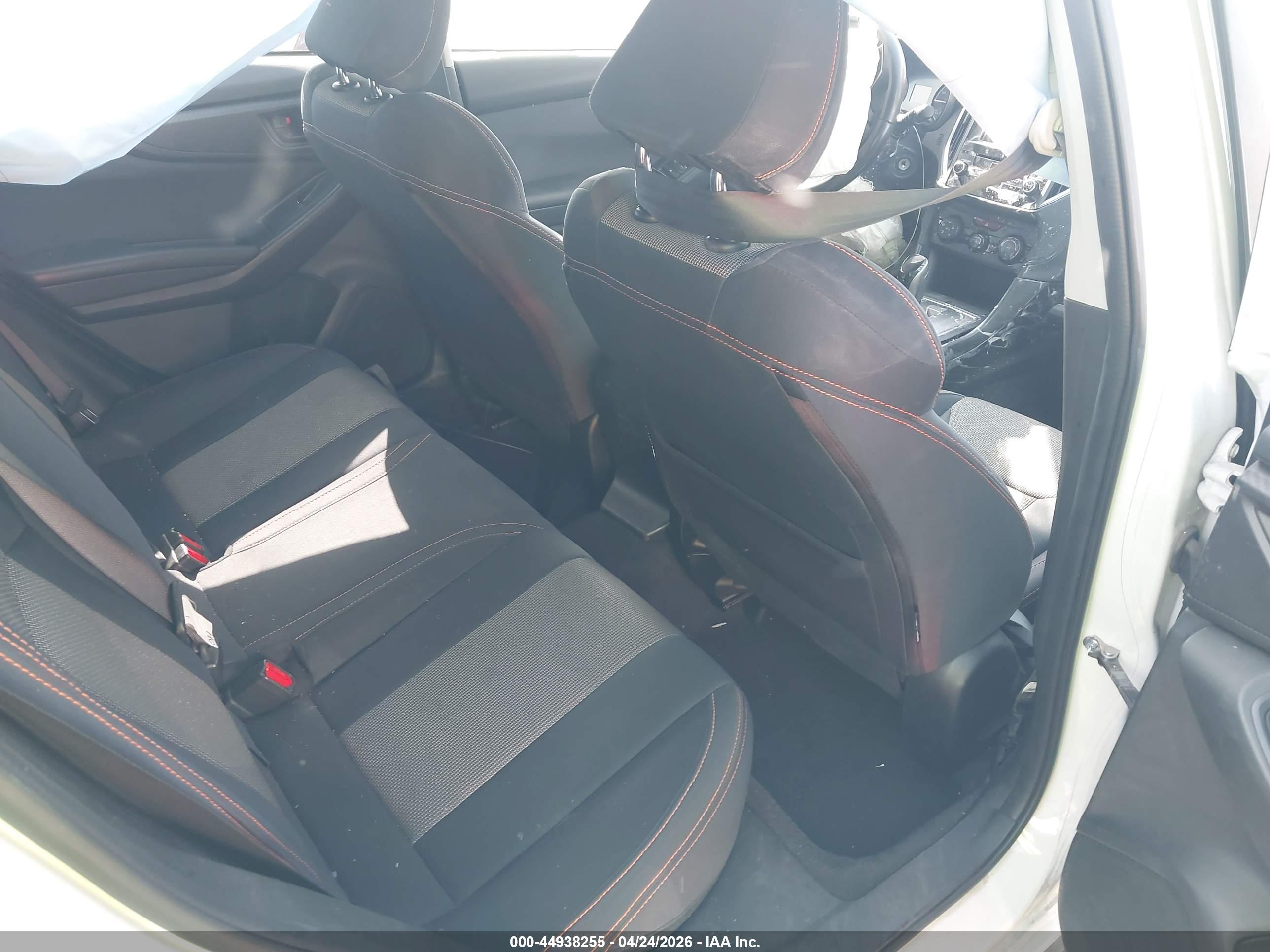 SUBARU CROSSTREK image 8