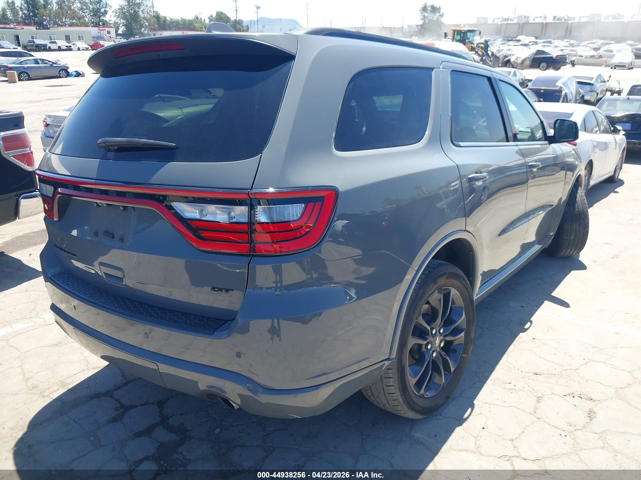 DODGE DURANGO image 4