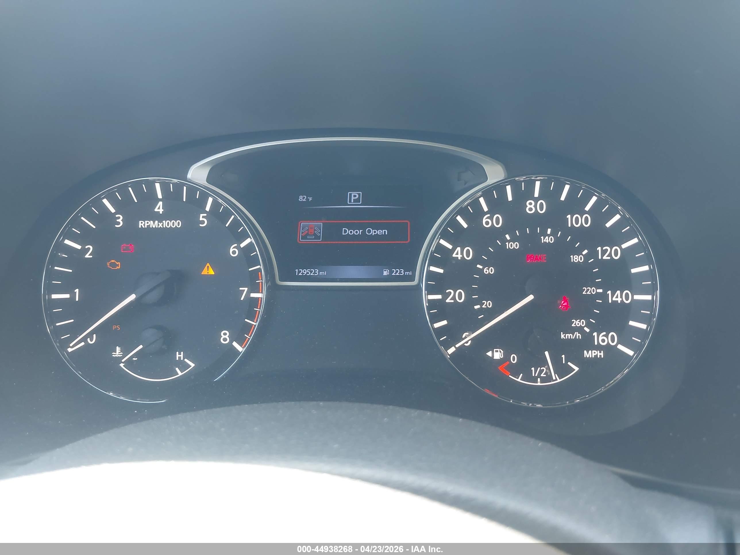 NISSAN PATHFINDER image 7