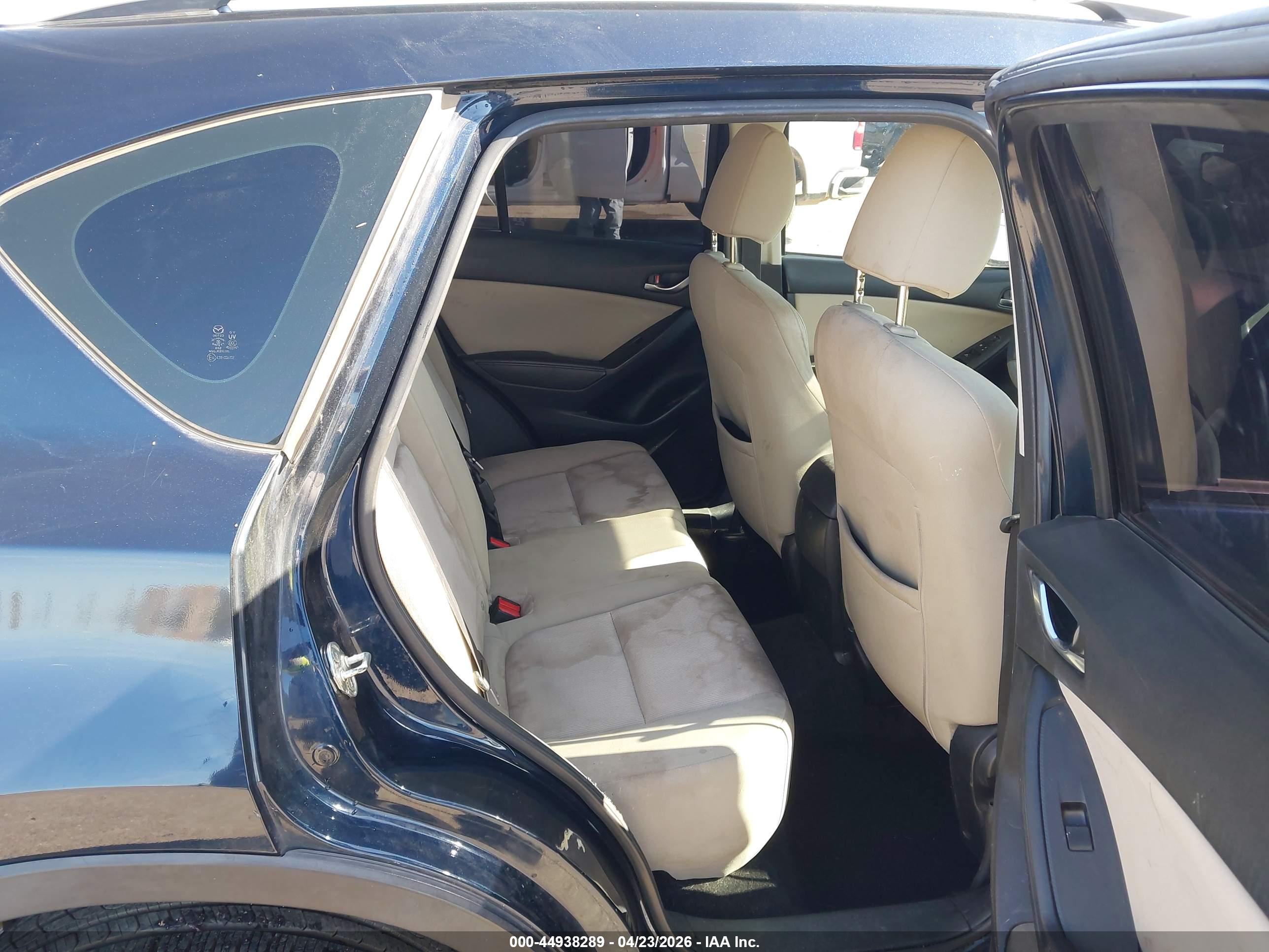 MAZDA CX-5 image 8