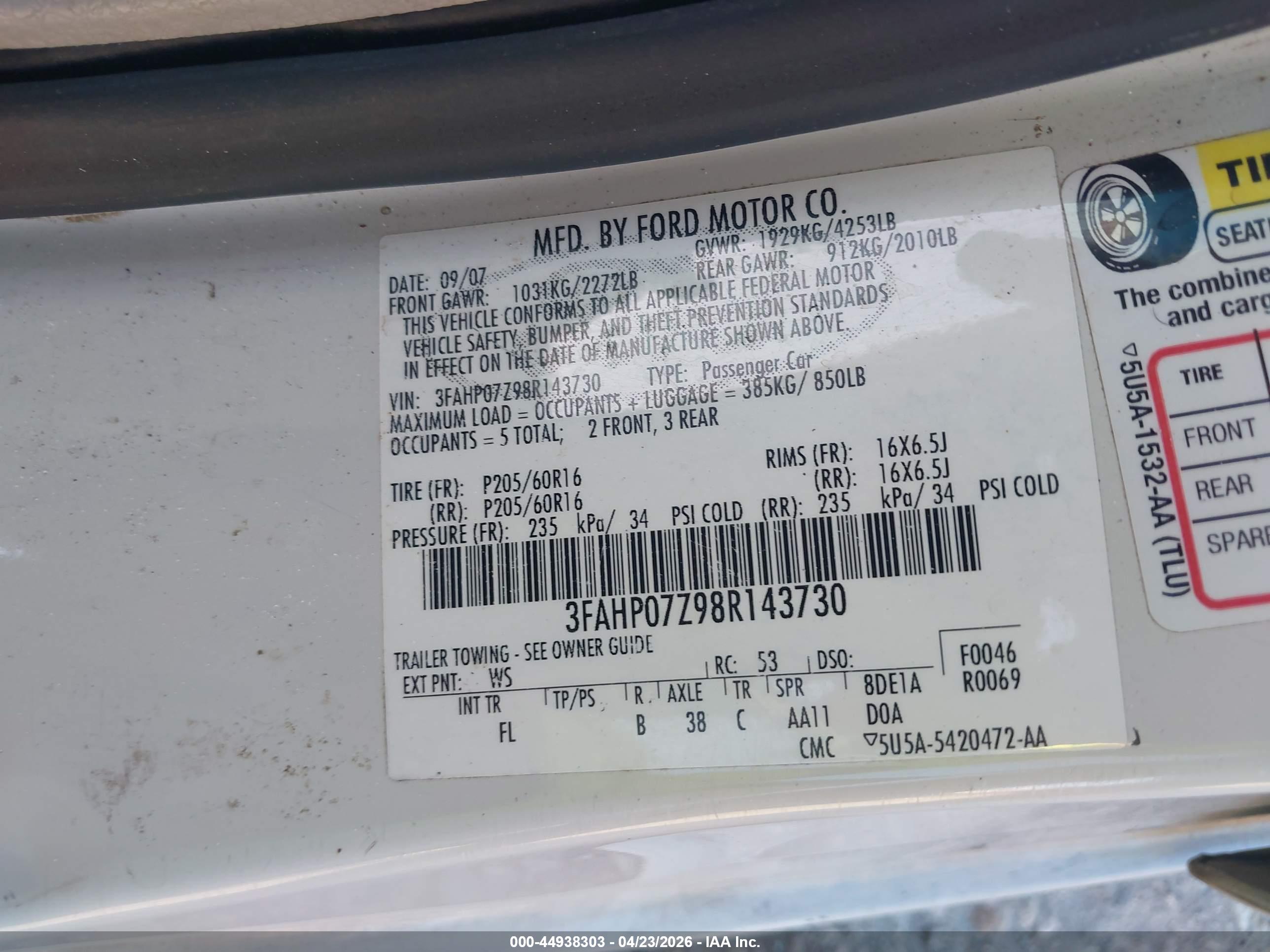 FORD FUSION image 9