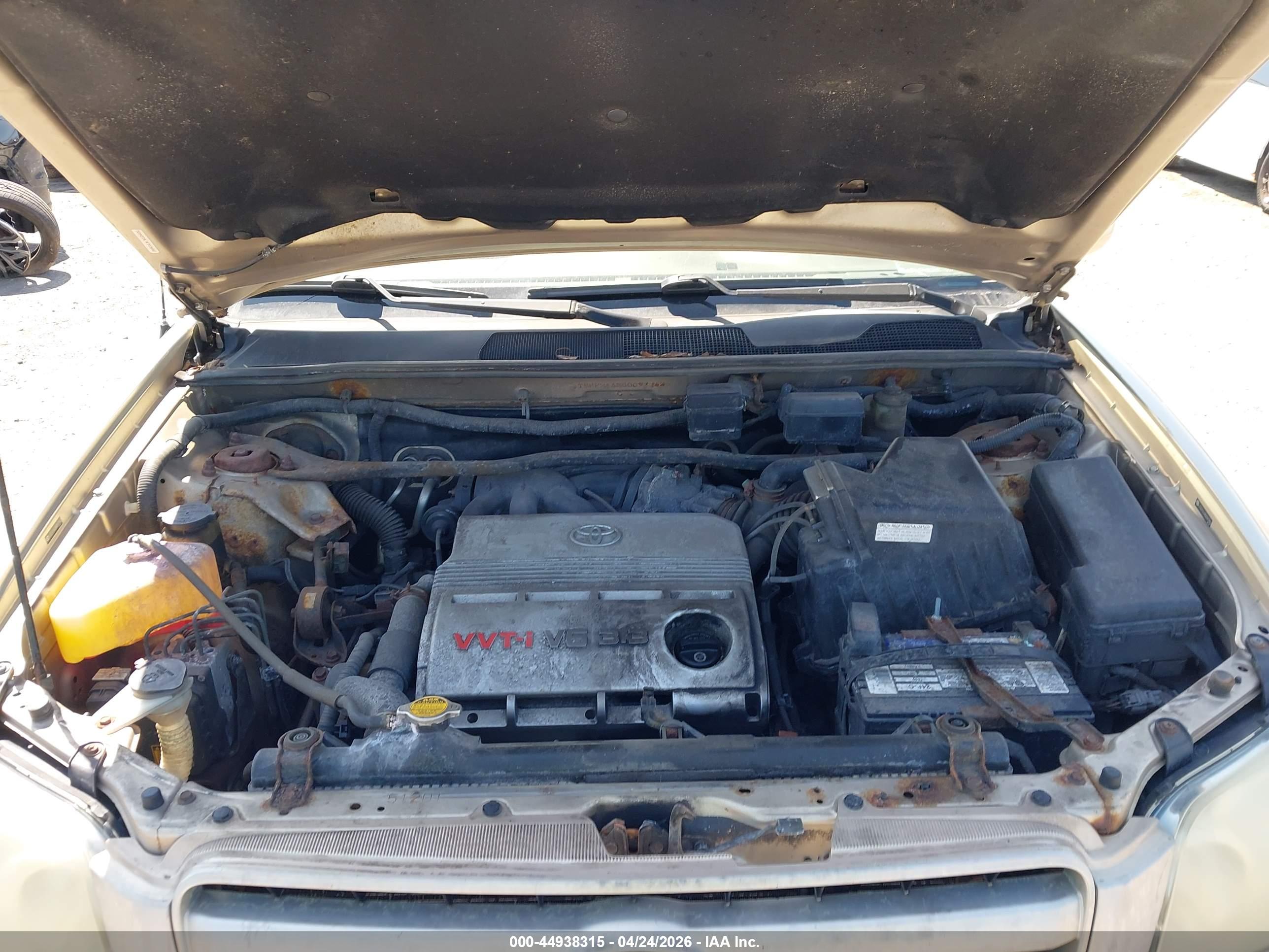 TOYOTA HIGHLANDER image 10