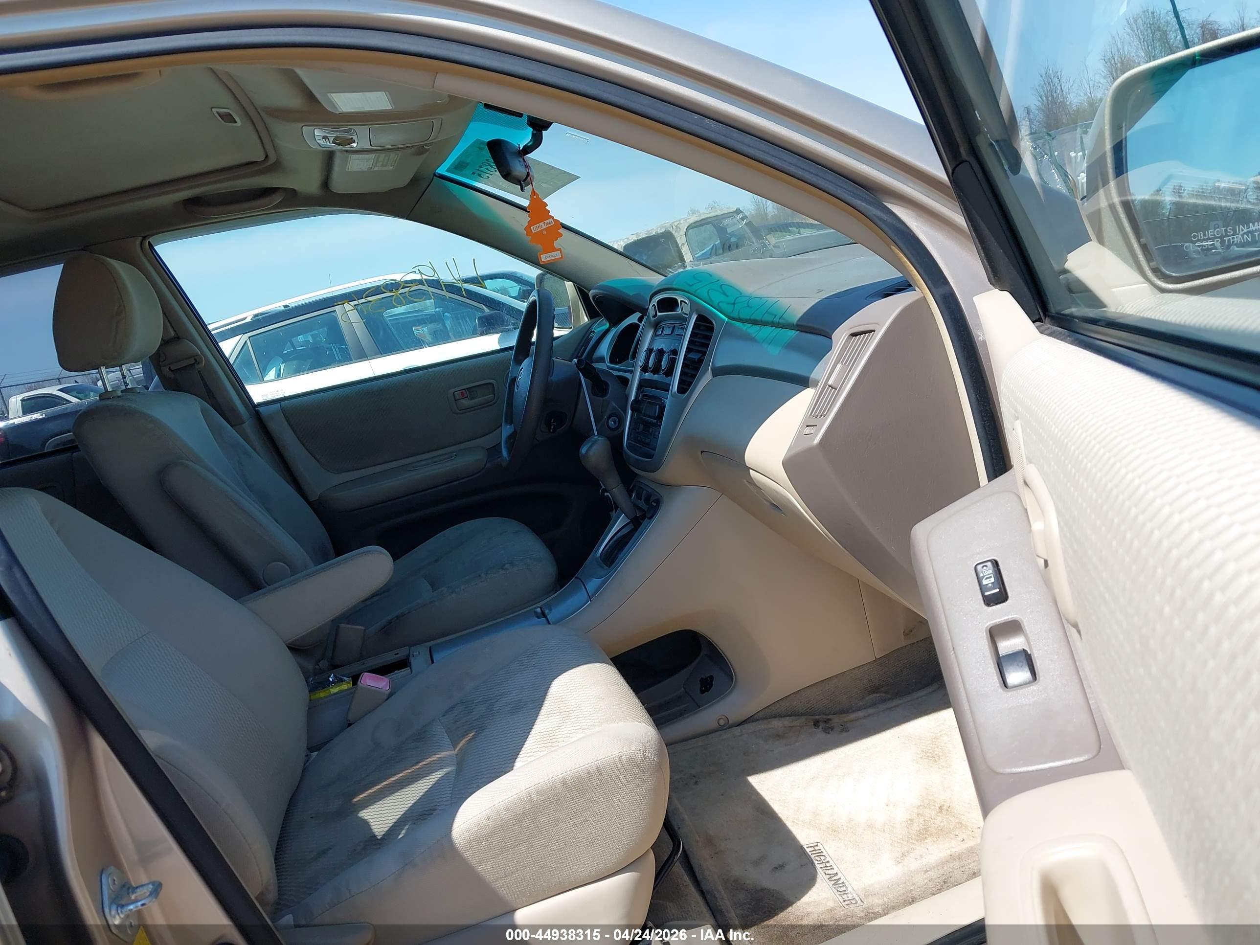 TOYOTA HIGHLANDER image 5