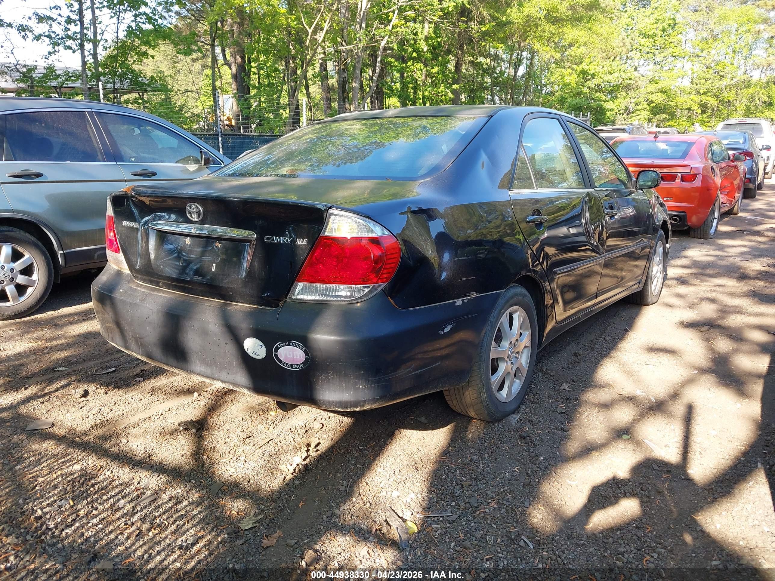 TOYOTA CAMRY image 4