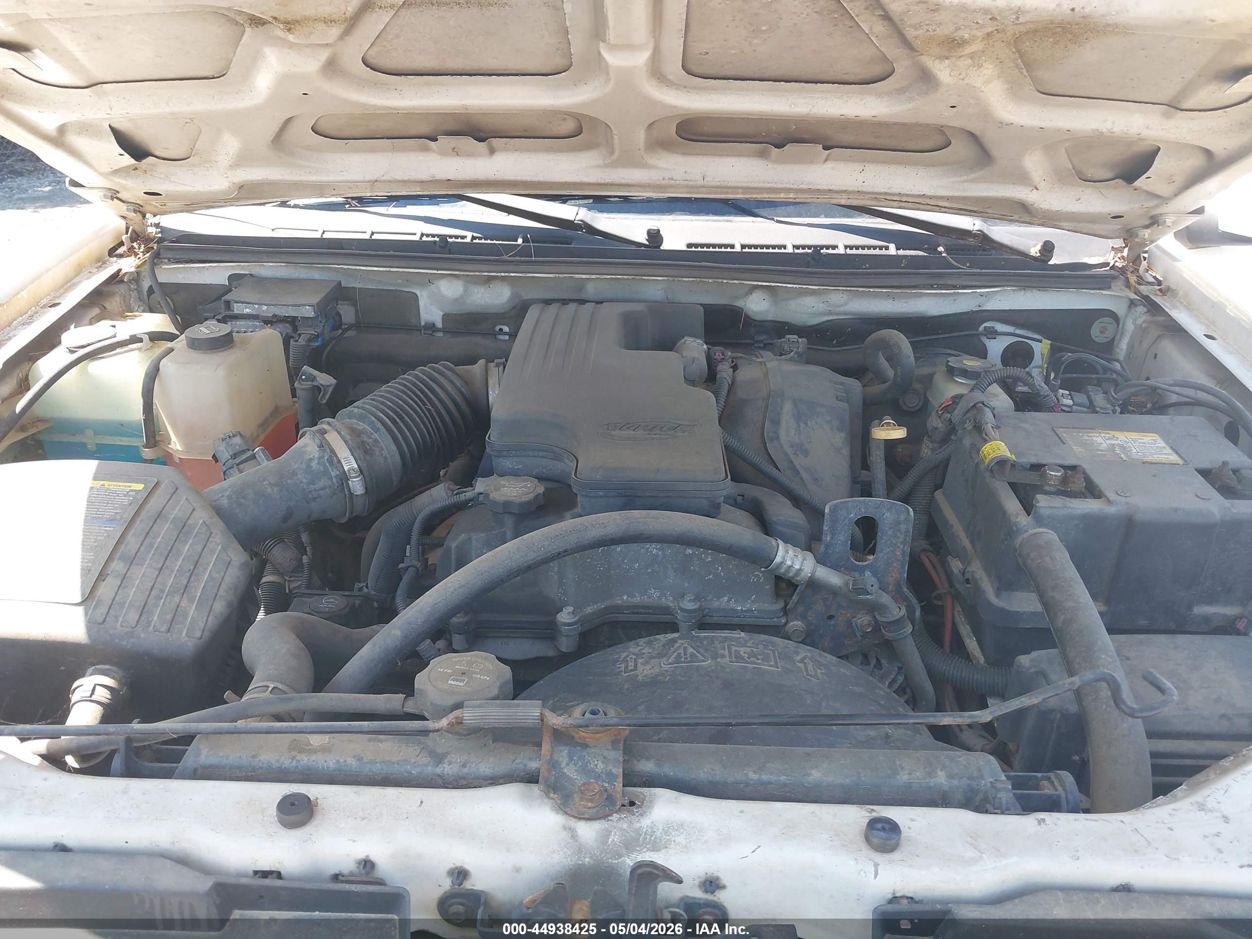CHEVROLET COLORADO image 10