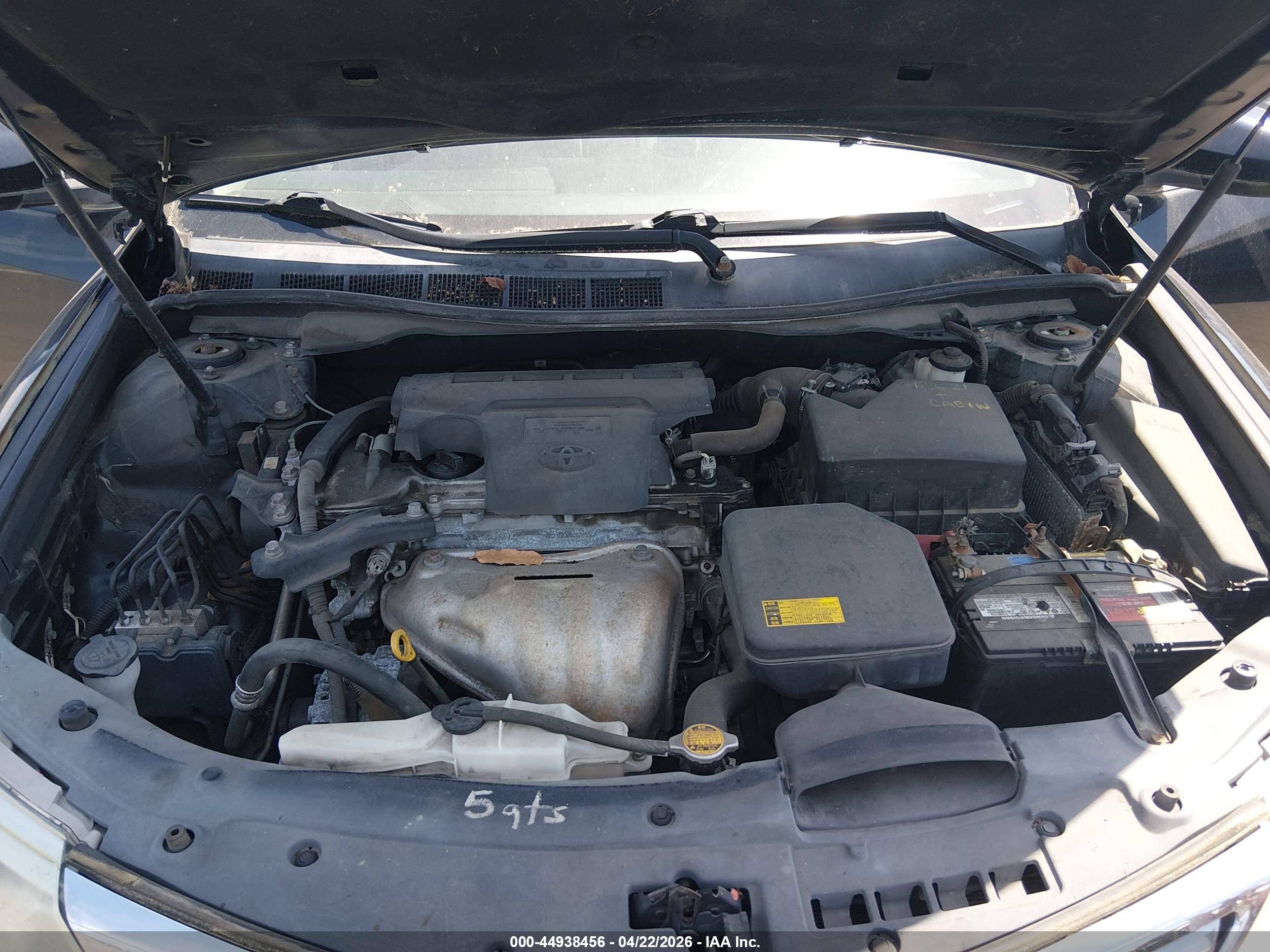TOYOTA CAMRY image 10