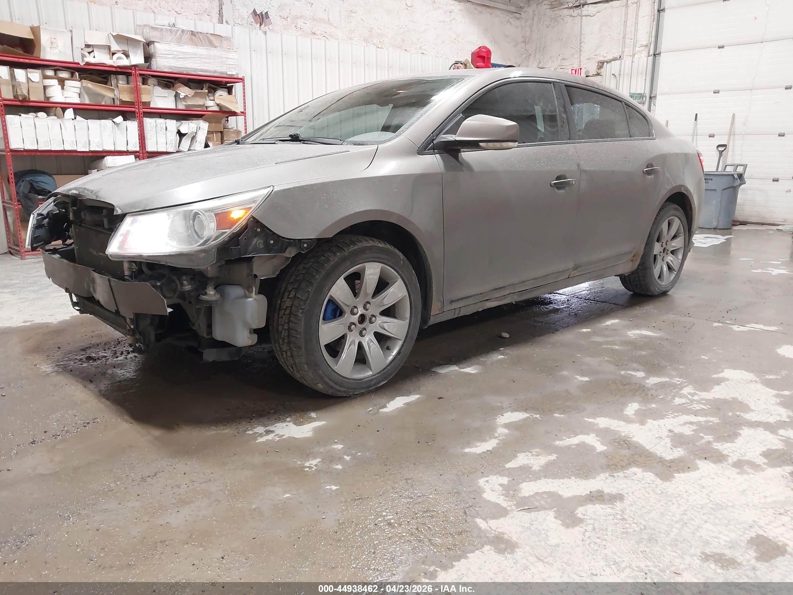 BUICK LACROSSE image 2