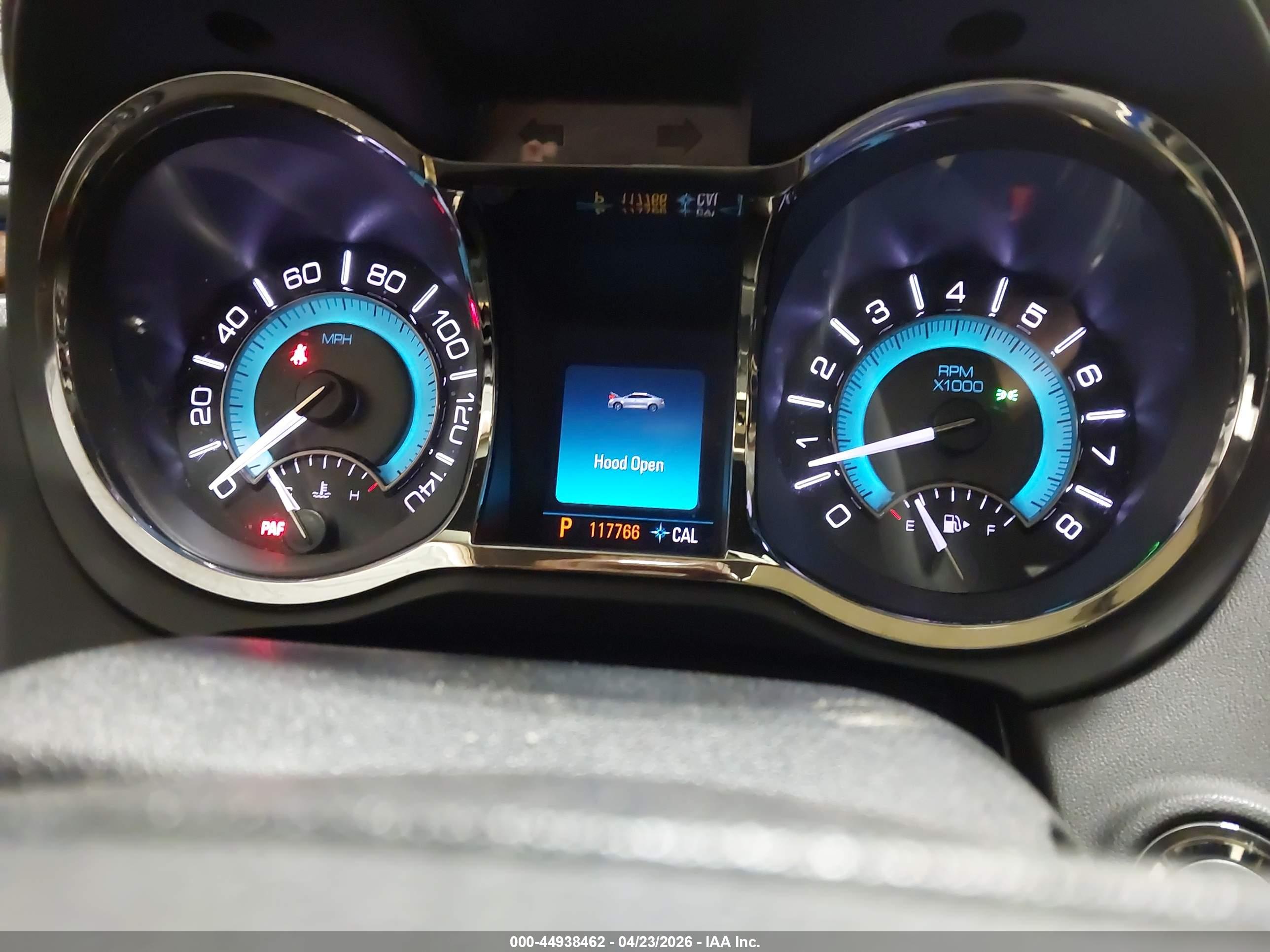 BUICK LACROSSE image 7
