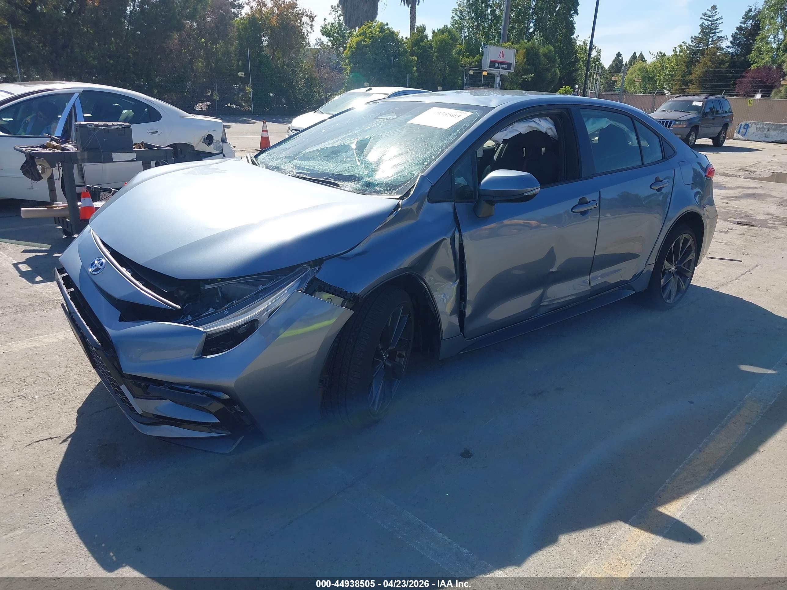TOYOTA COROLLA image 2