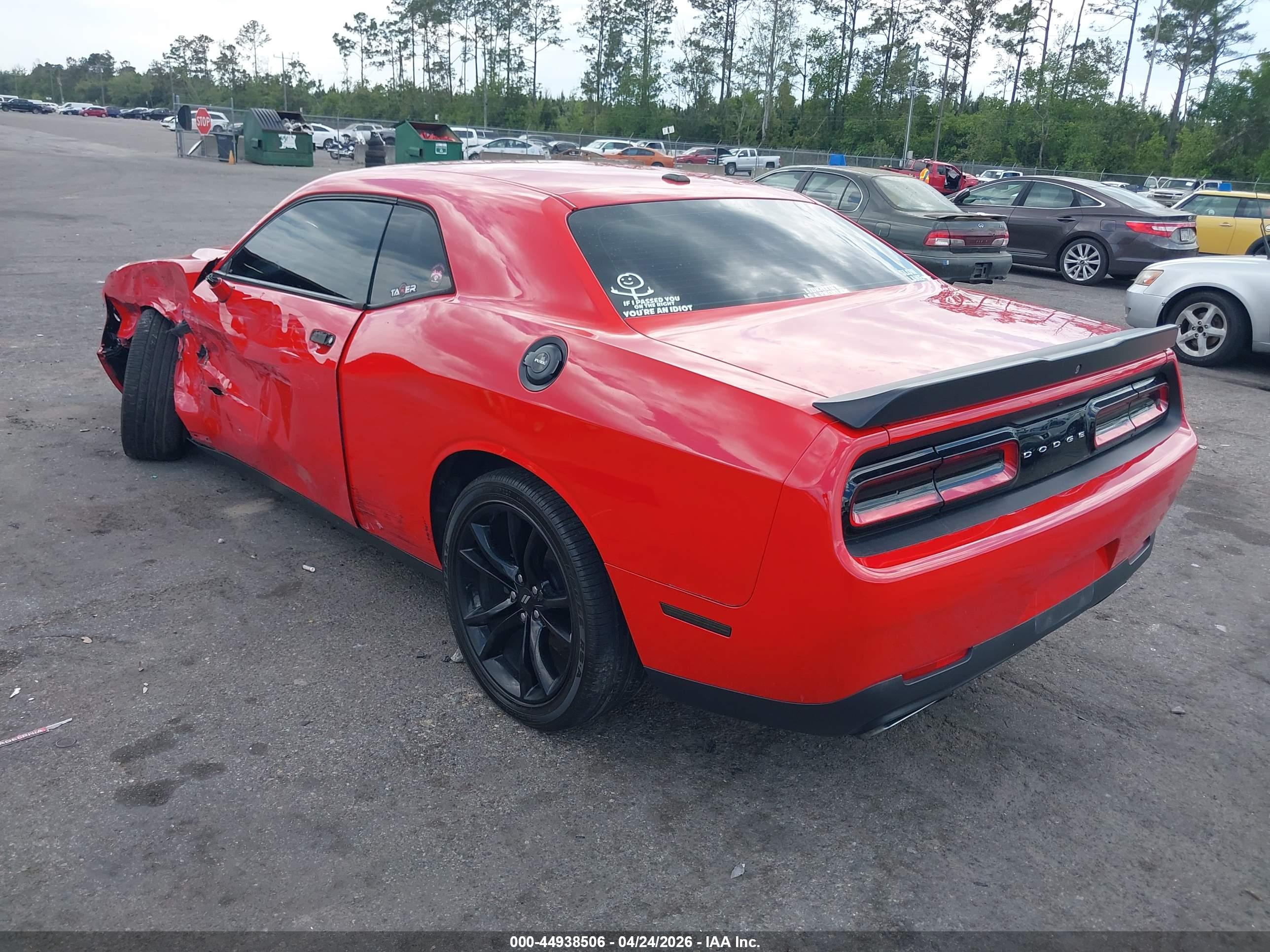 DODGE CHALLENGER image 3