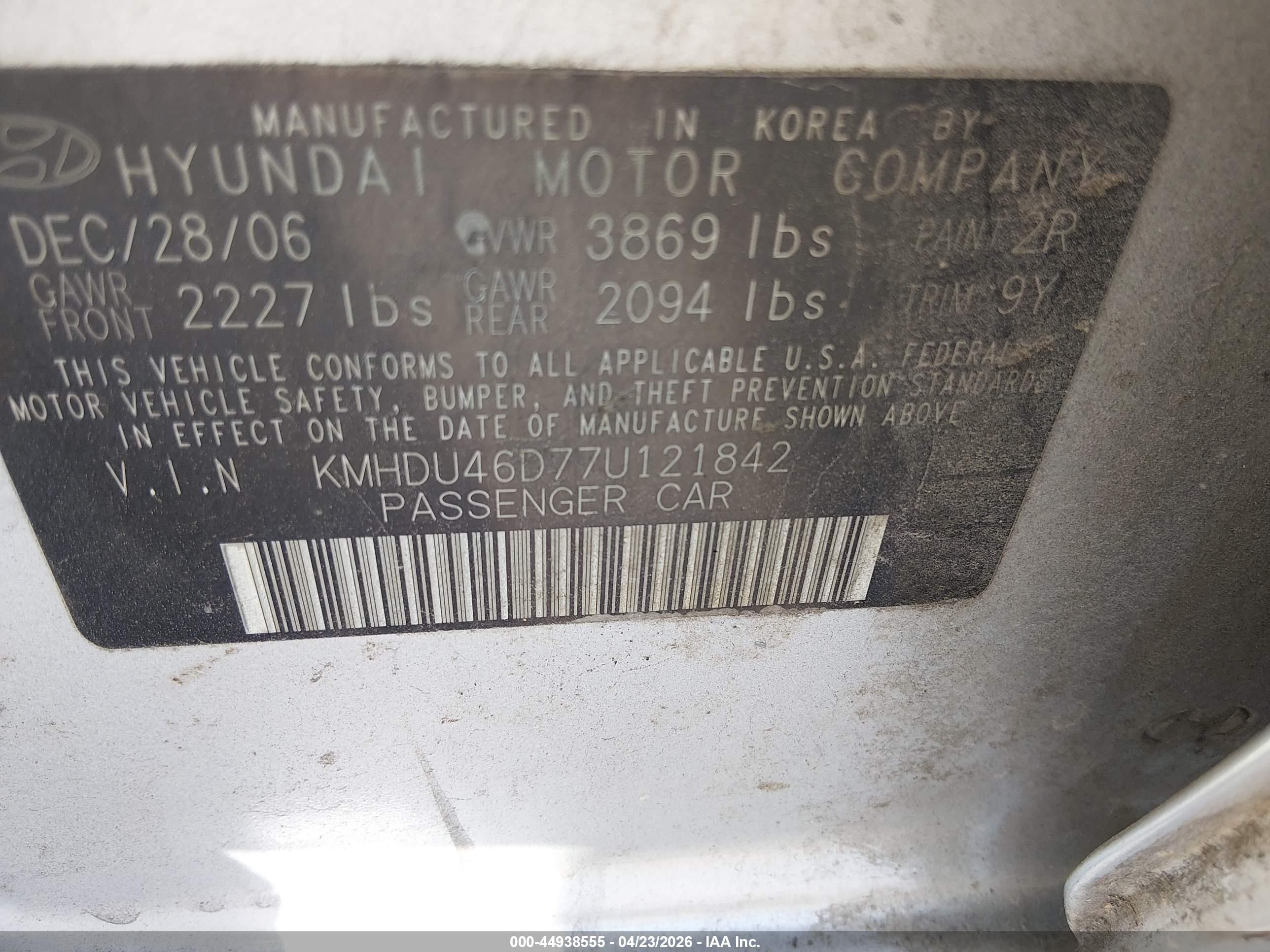HYUNDAI ELANTRA image 9