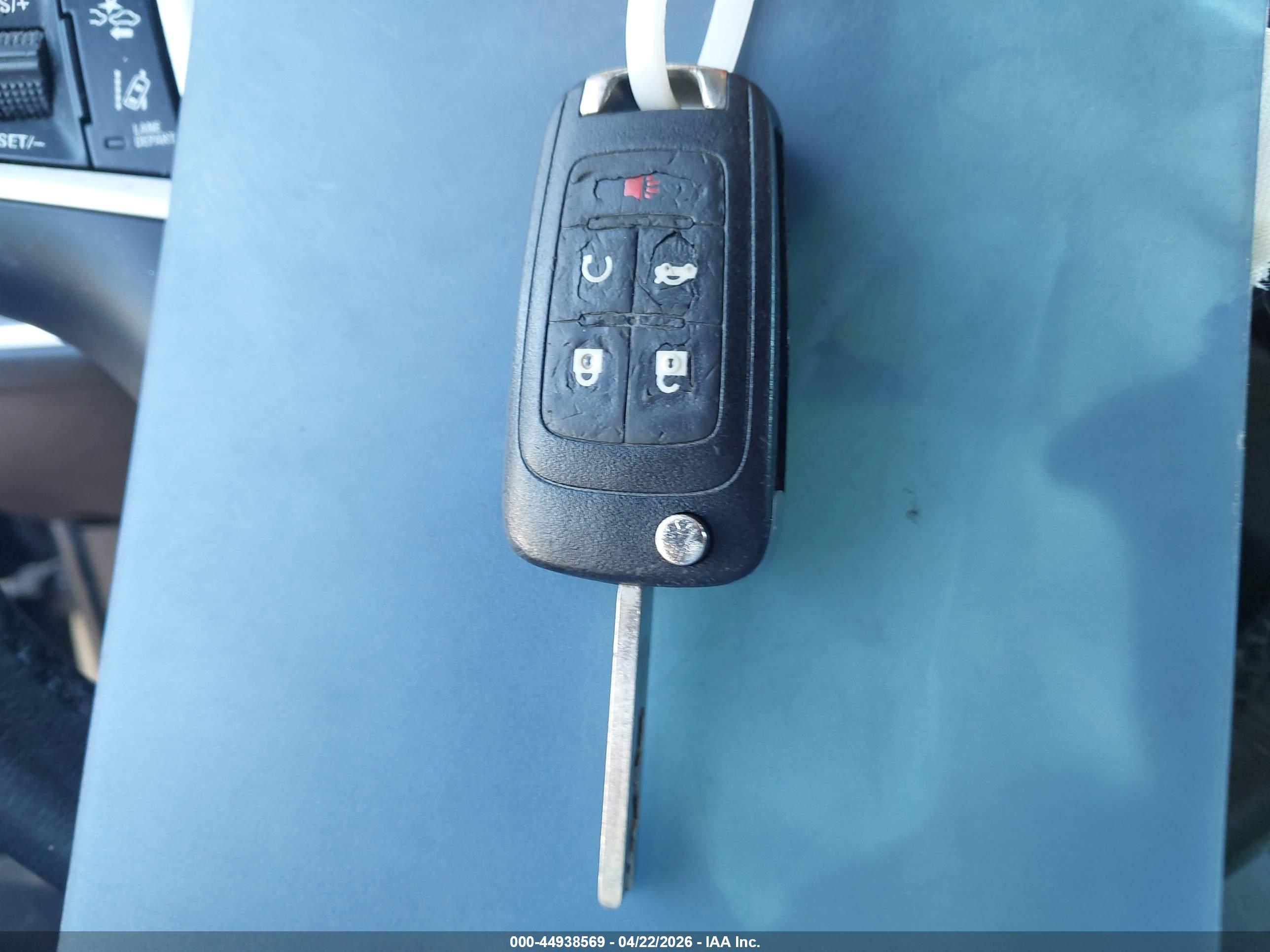 CHEVROLET EQUINOX image 11