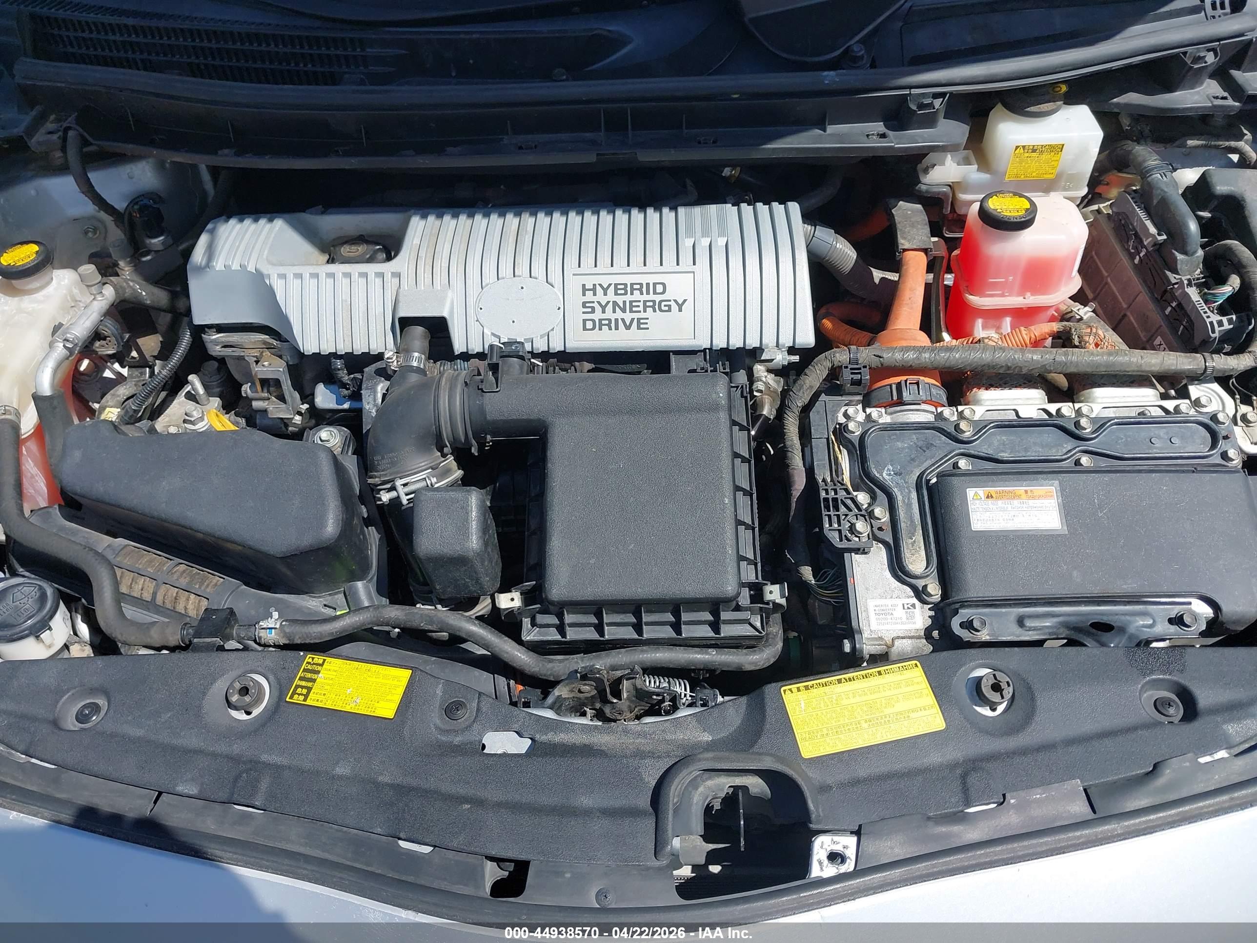 TOYOTA PRIUS image 10