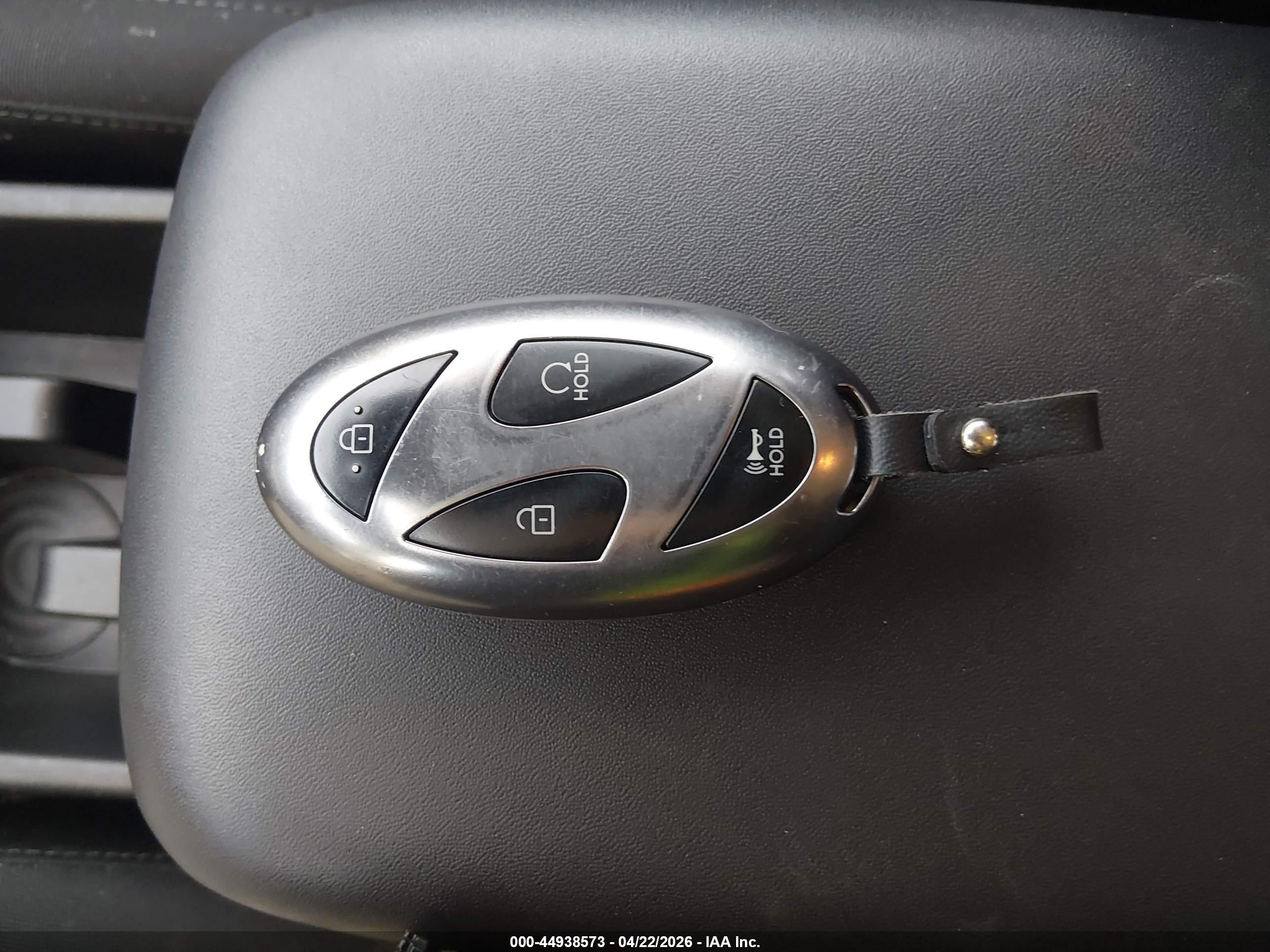 HYUNDAI KONA image 11