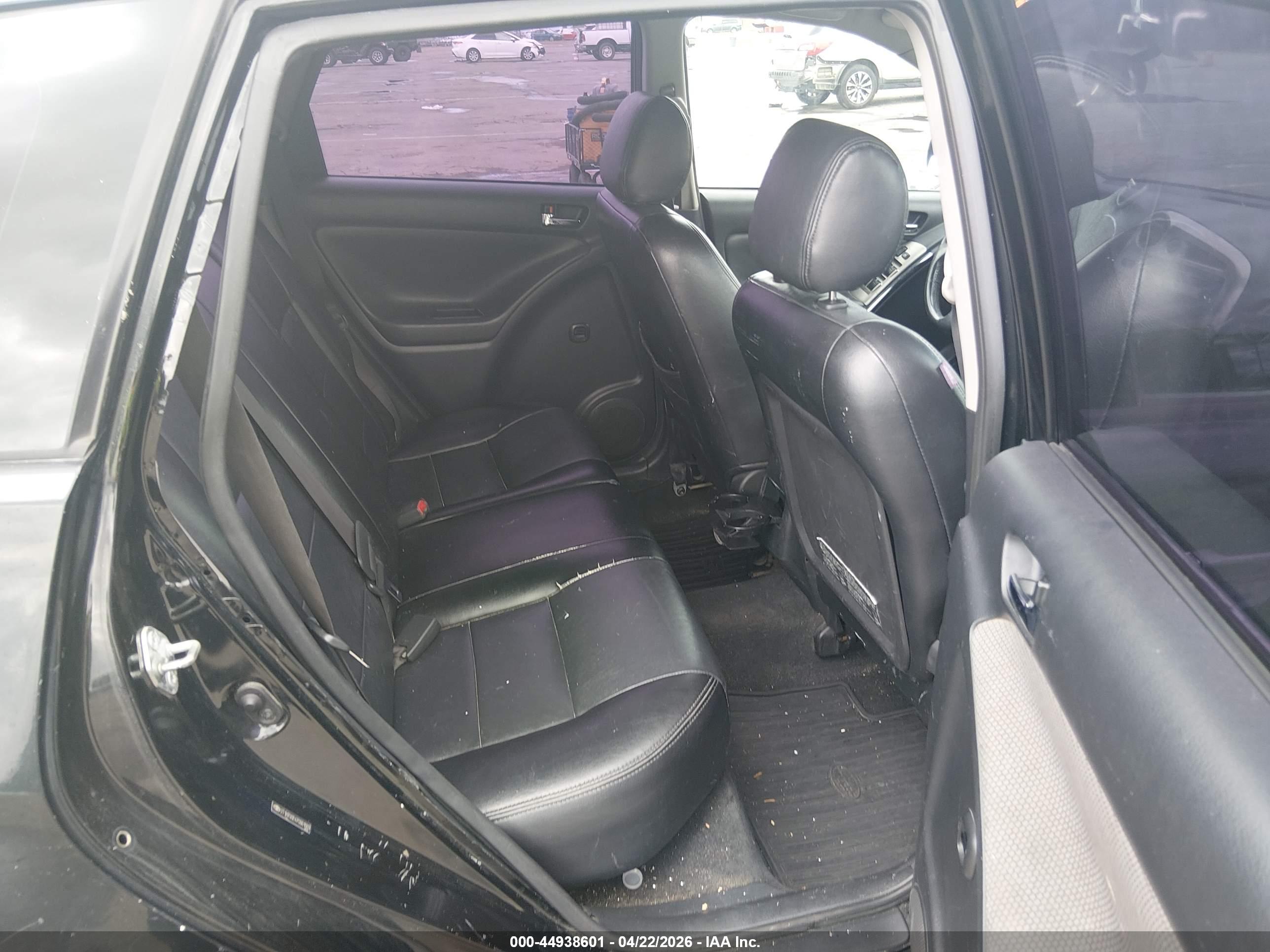 TOYOTA MATRIX image 8