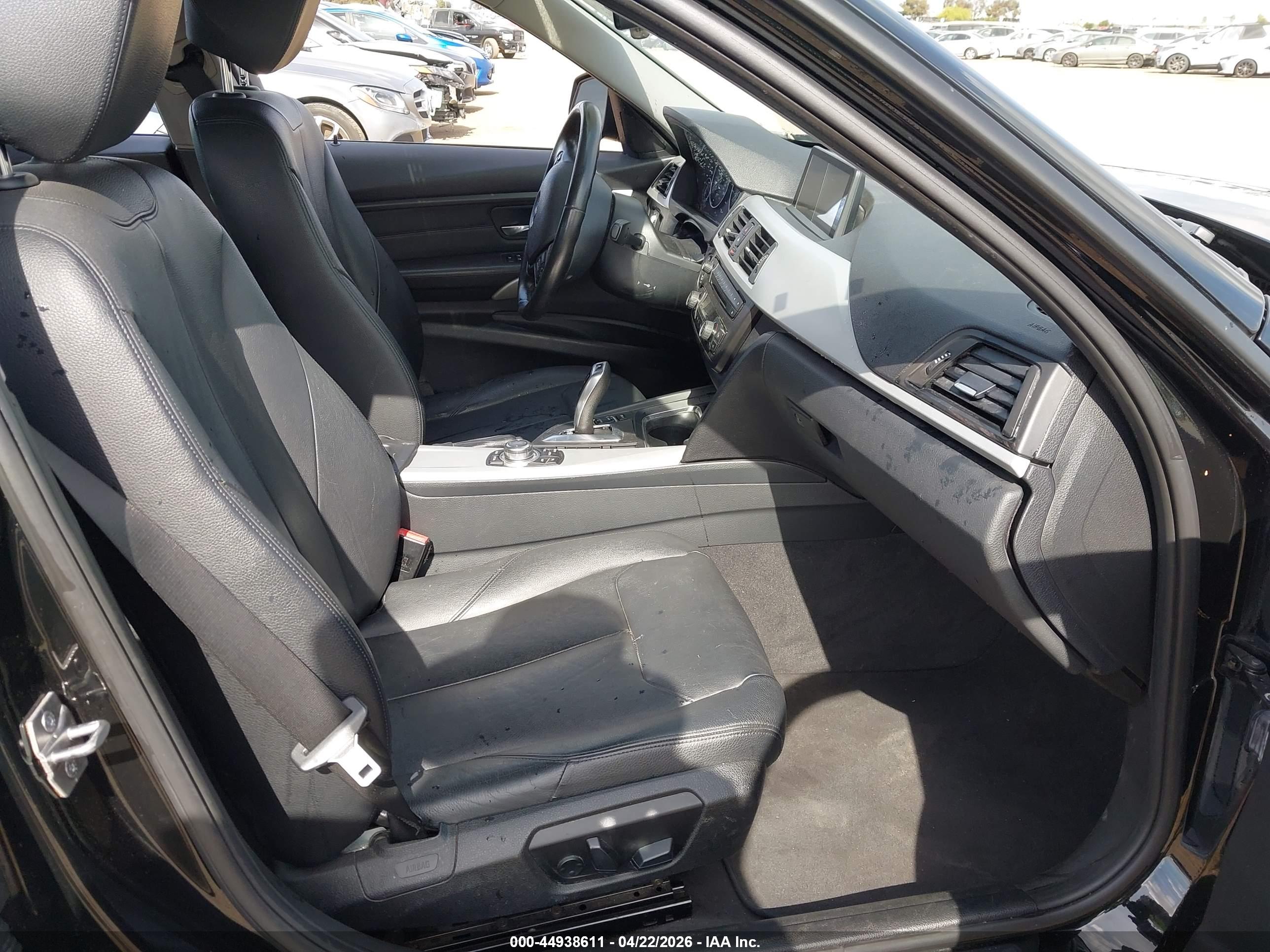 BMW 328I image 5