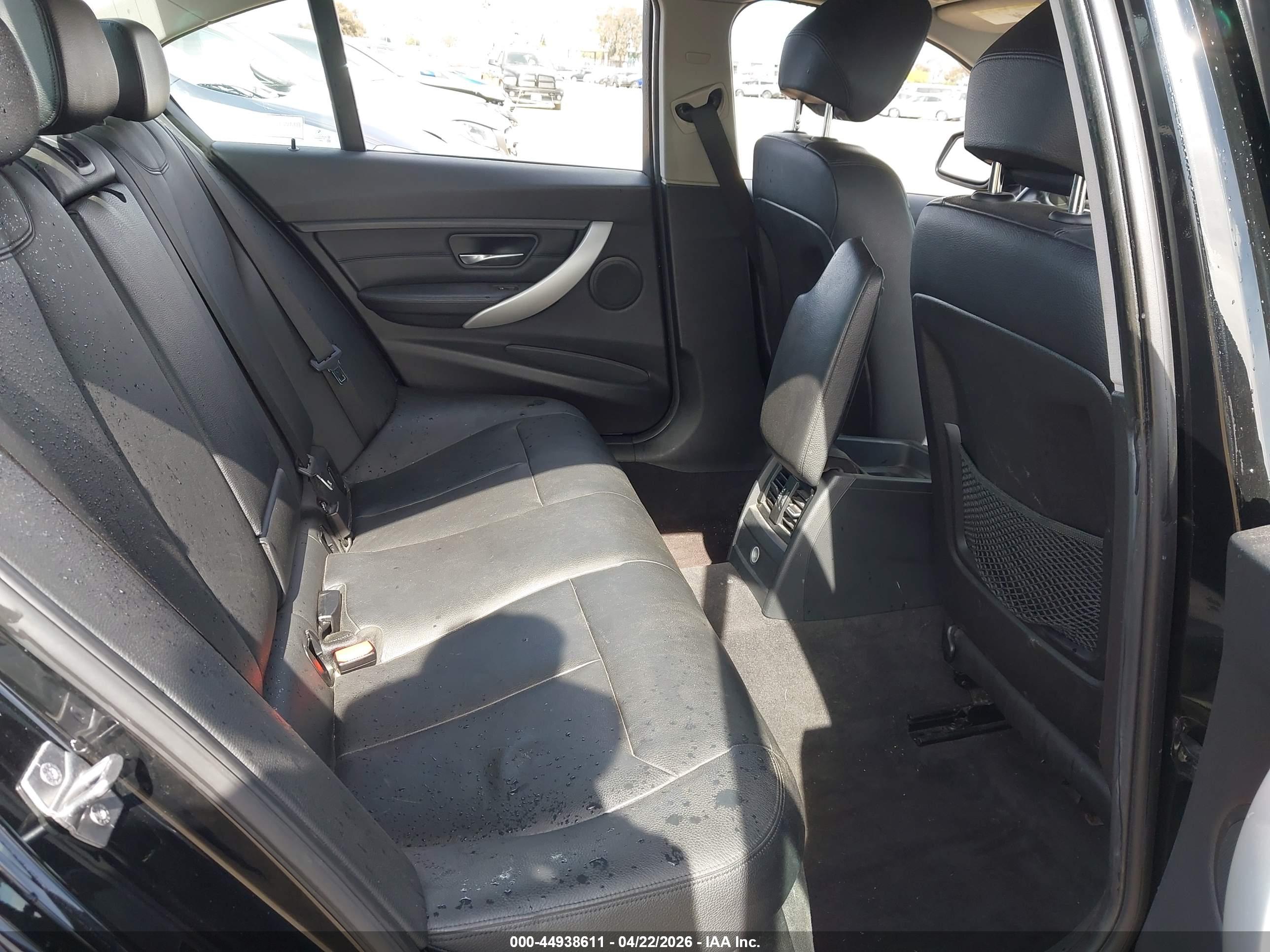 BMW 328I image 8