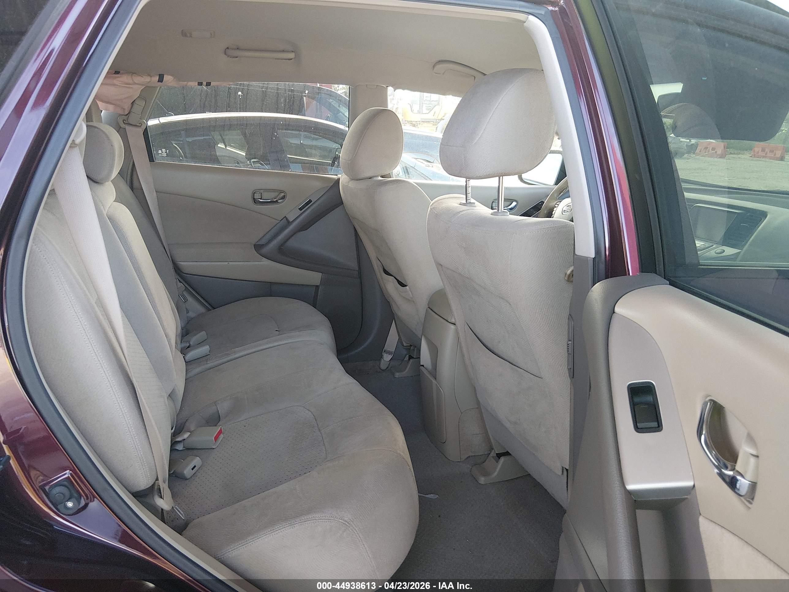 NISSAN MURANO image 8