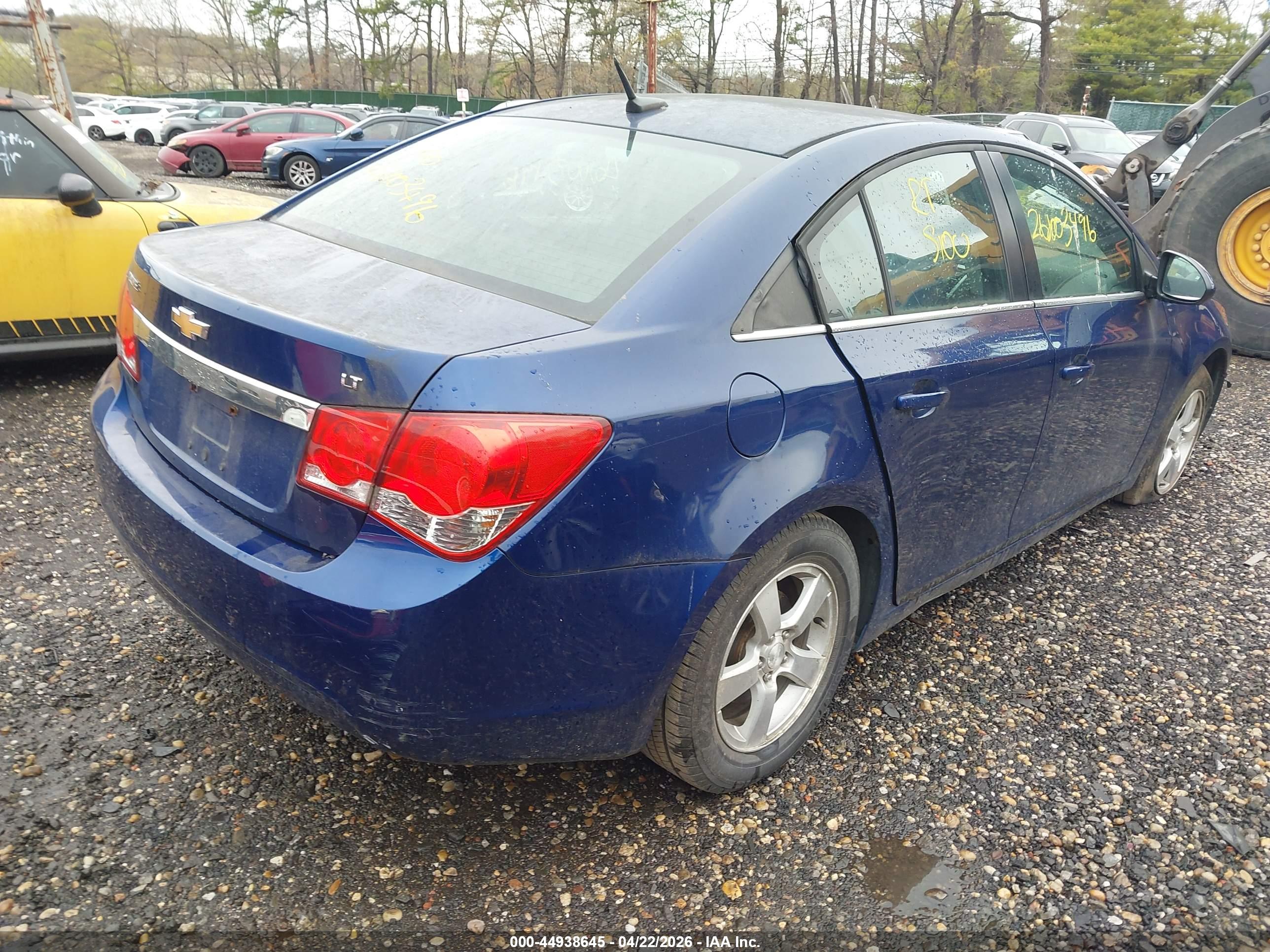 CHEVROLET CRUZE image 4