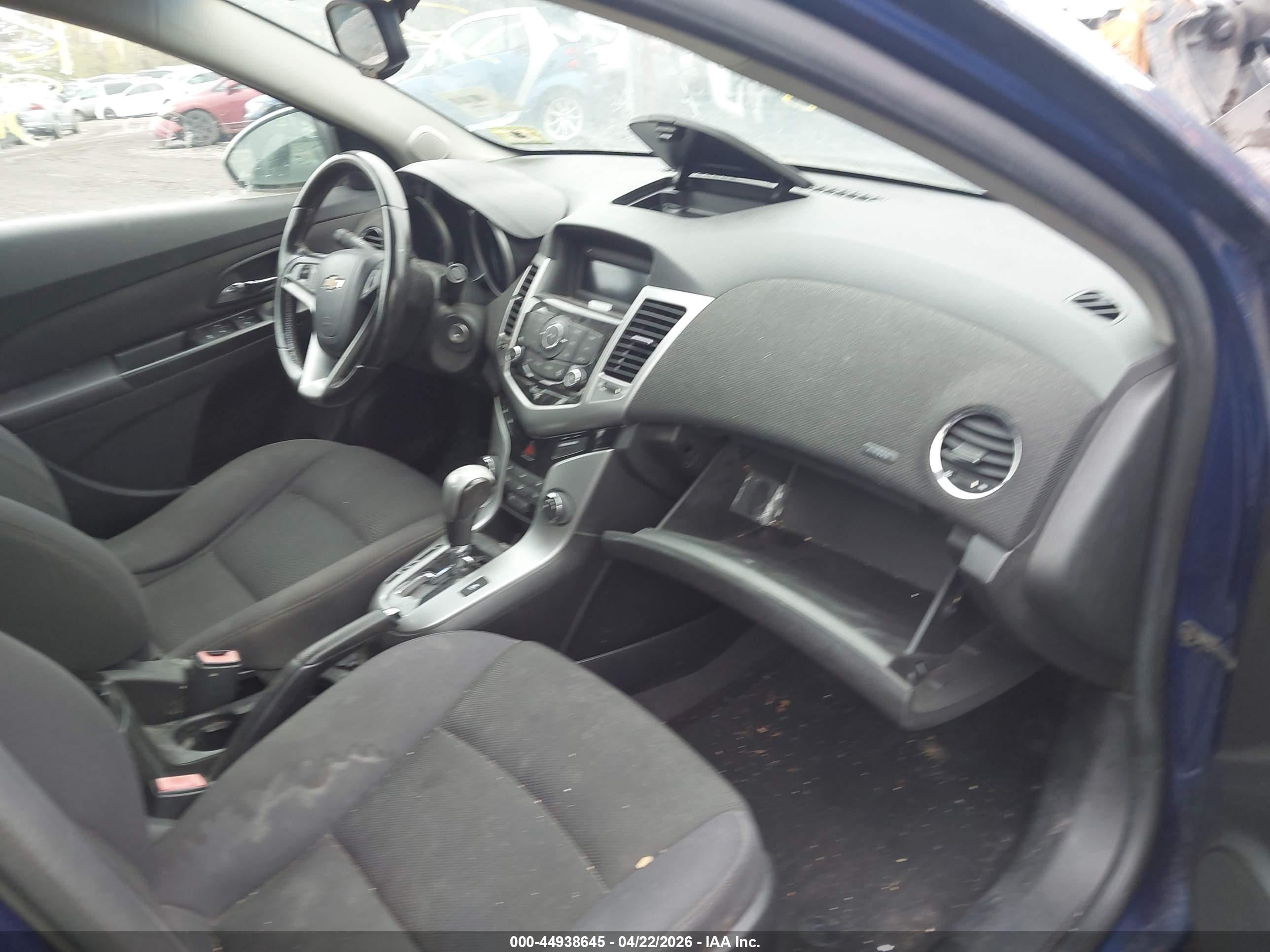 CHEVROLET CRUZE image 5