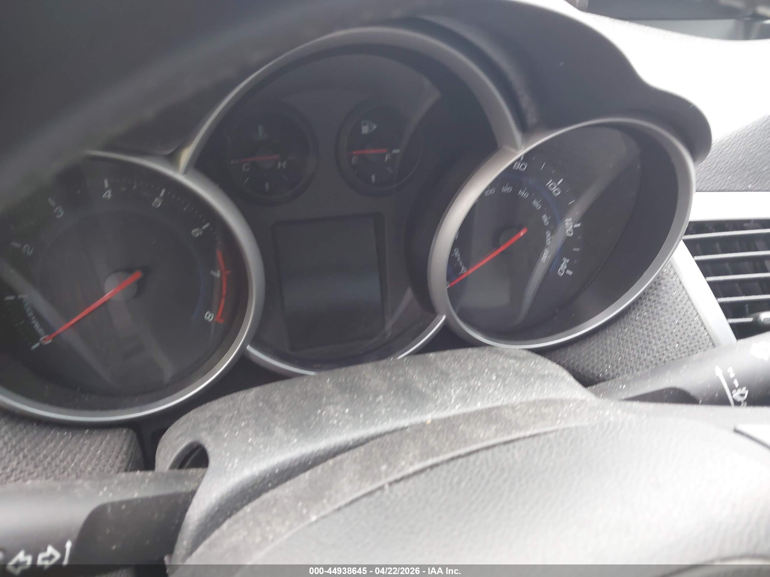 CHEVROLET CRUZE image 7