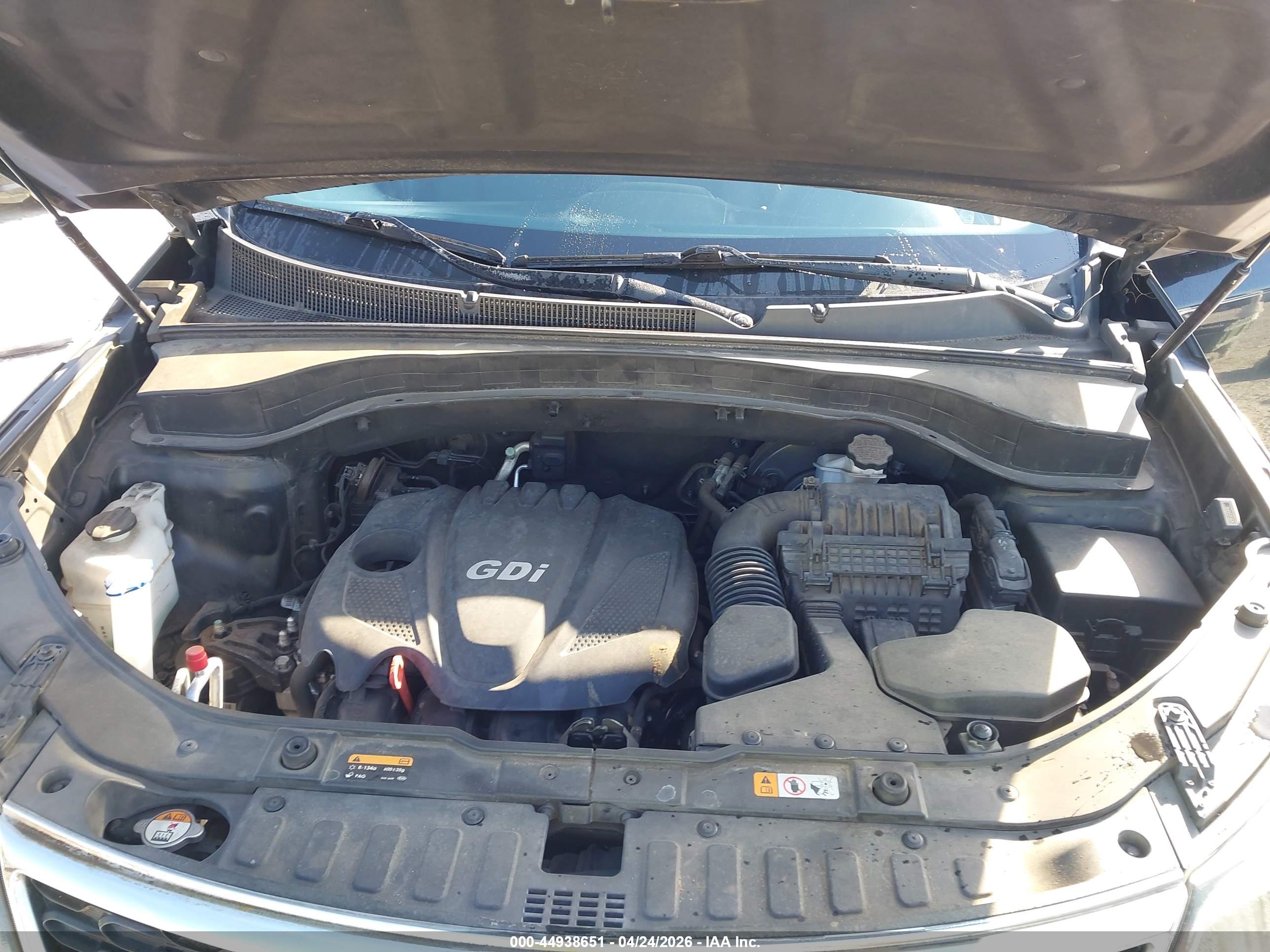 KIA SORENTO image 10
