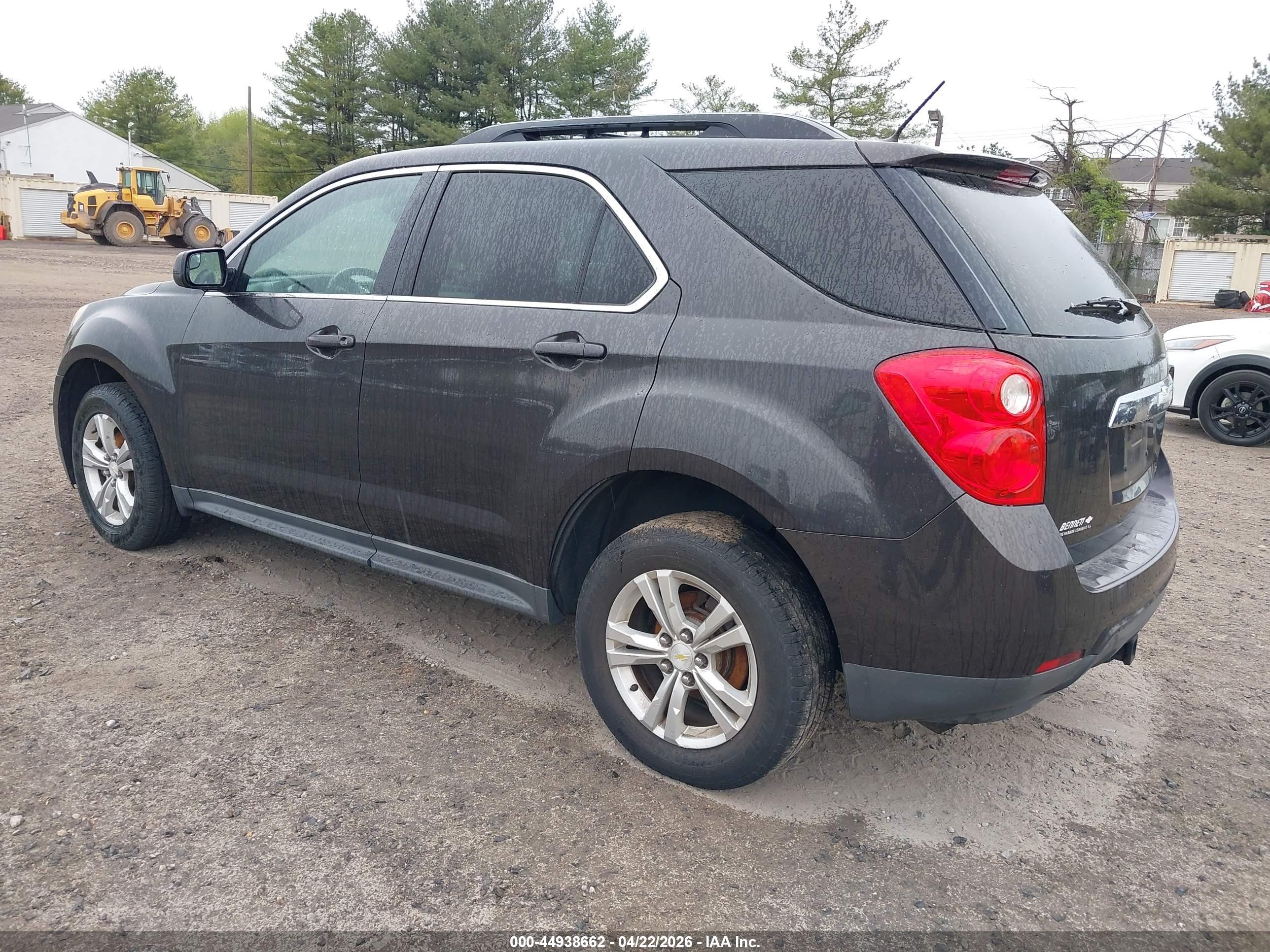 CHEVROLET EQUINOX image 3