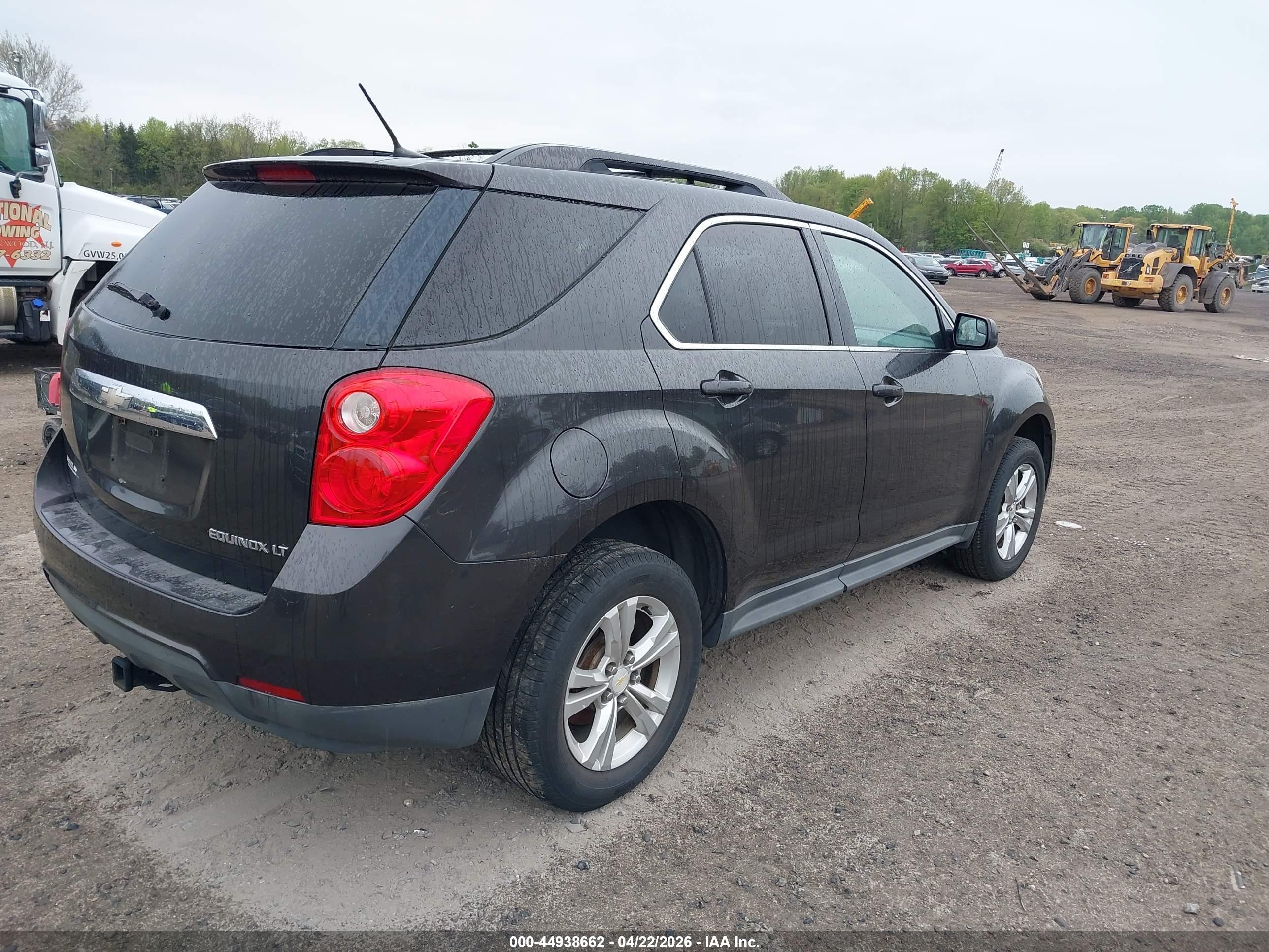 CHEVROLET EQUINOX image 4