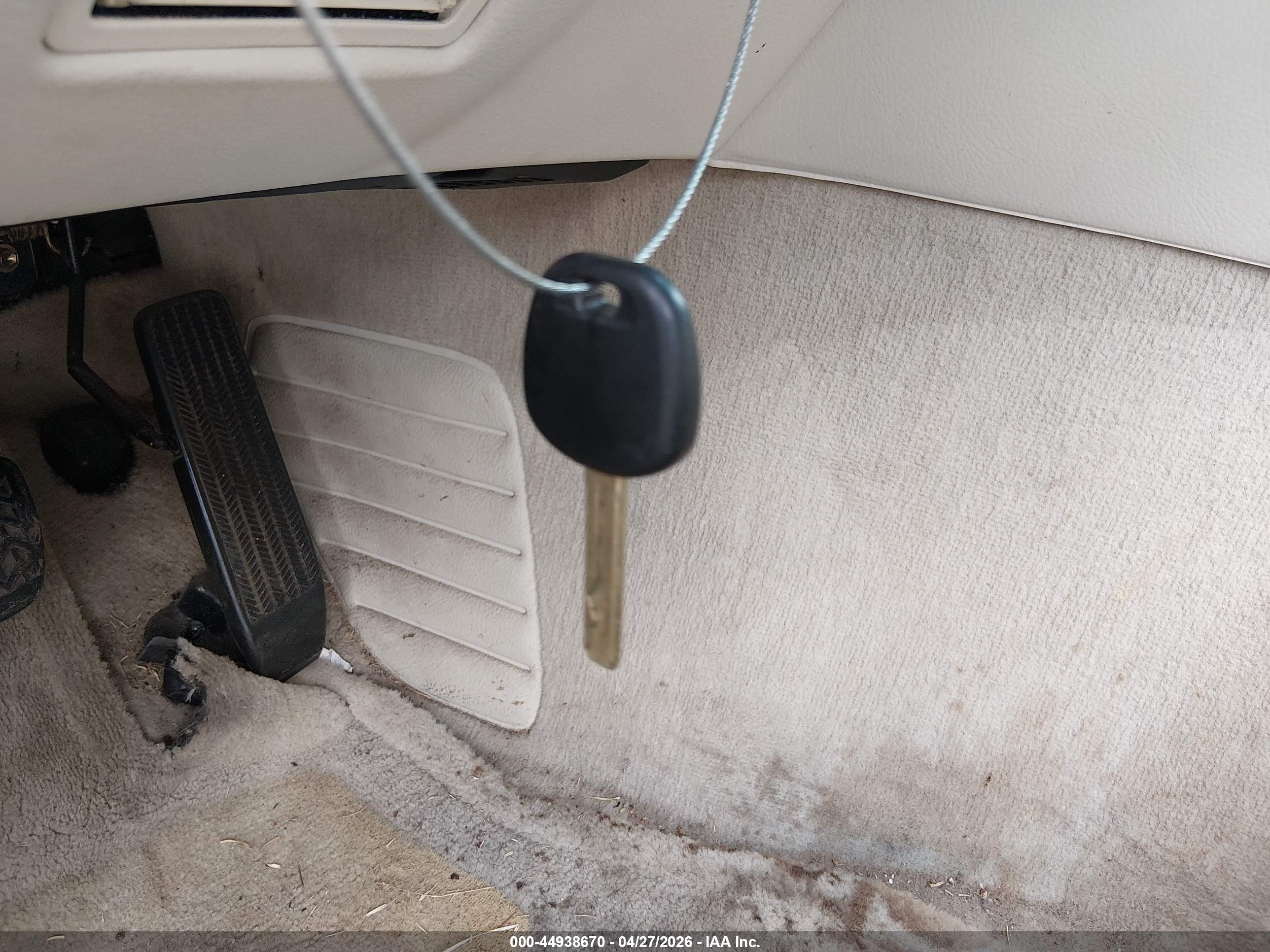 LEXUS LS image 11