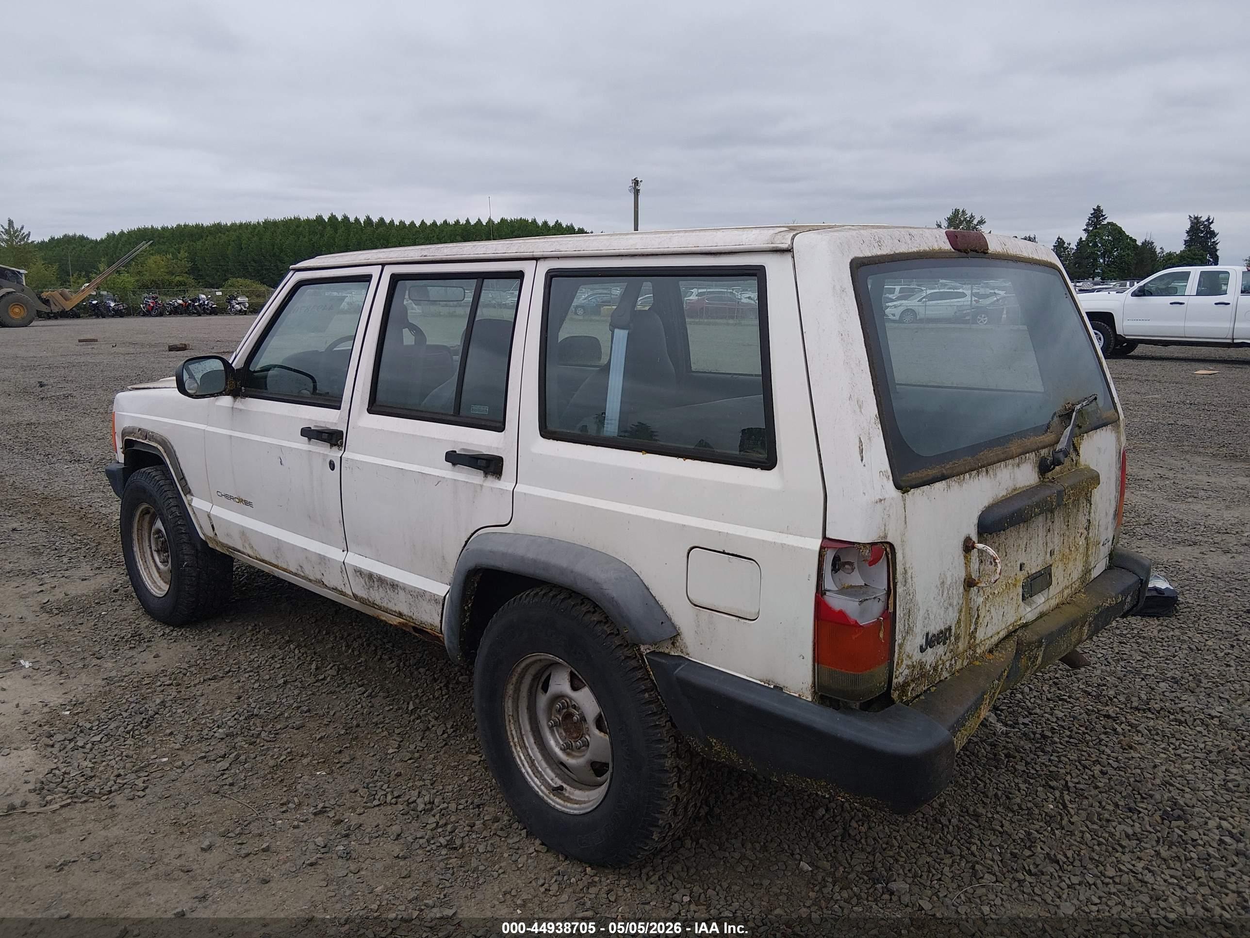 JEEP CHEROKEE image 3