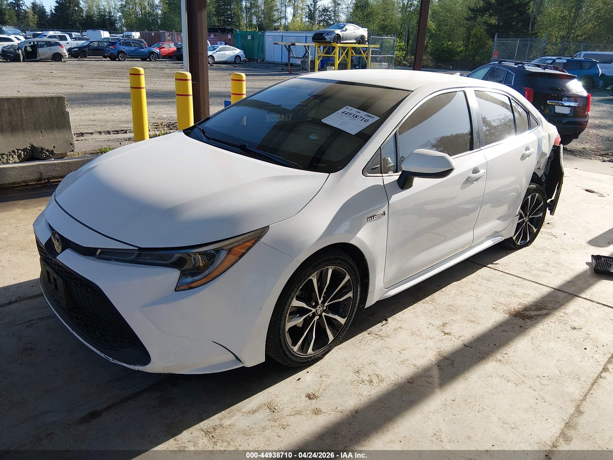 TOYOTA COROLLA image 2