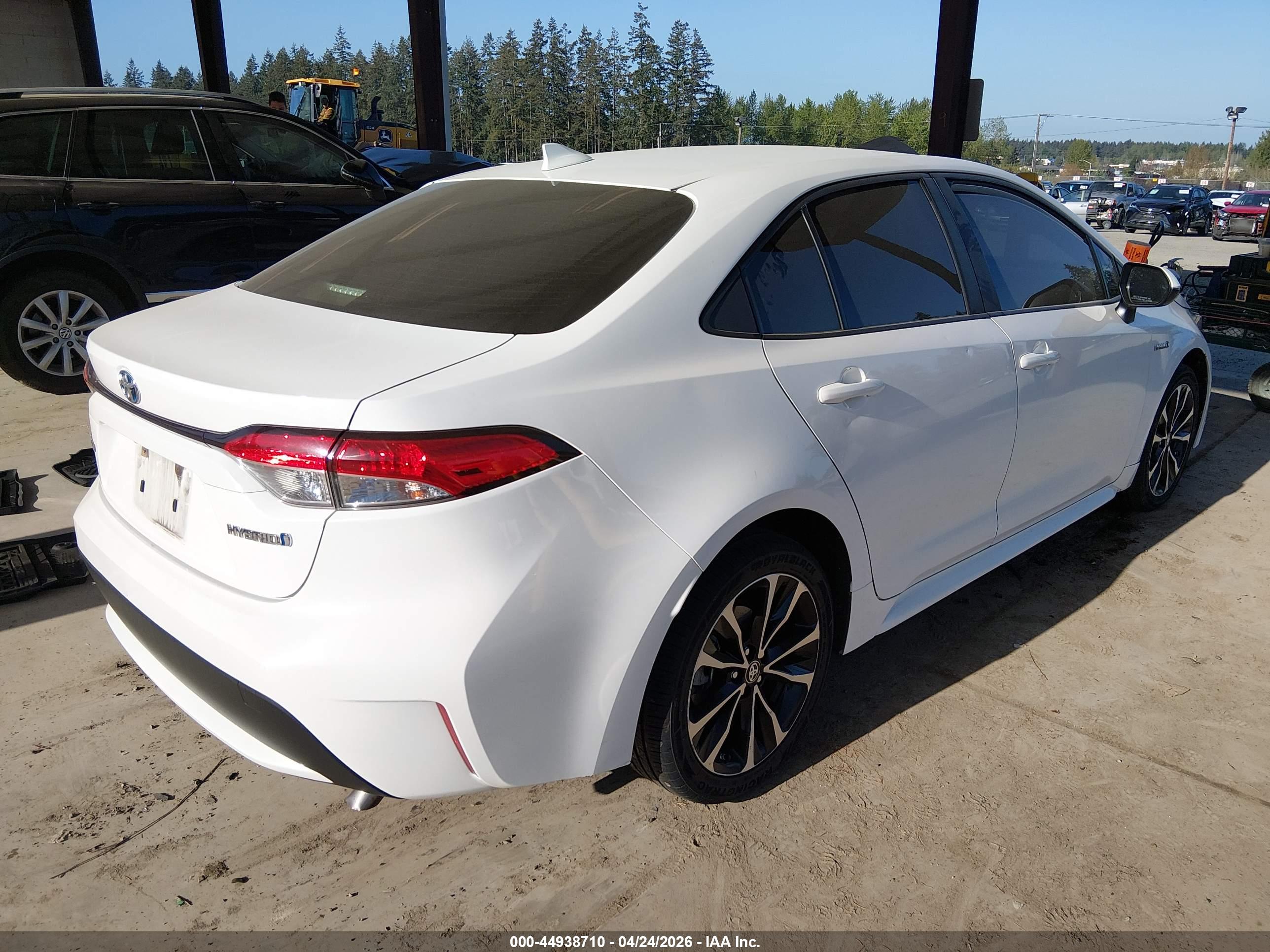 TOYOTA COROLLA image 4
