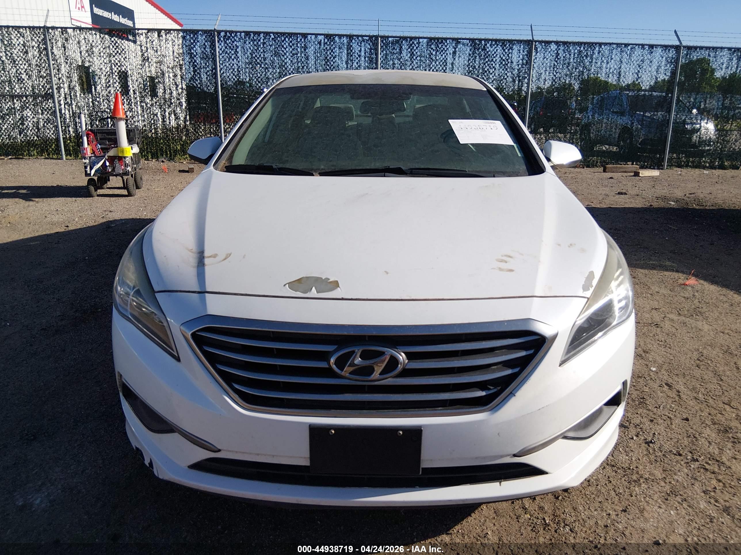HYUNDAI SONATA image 6