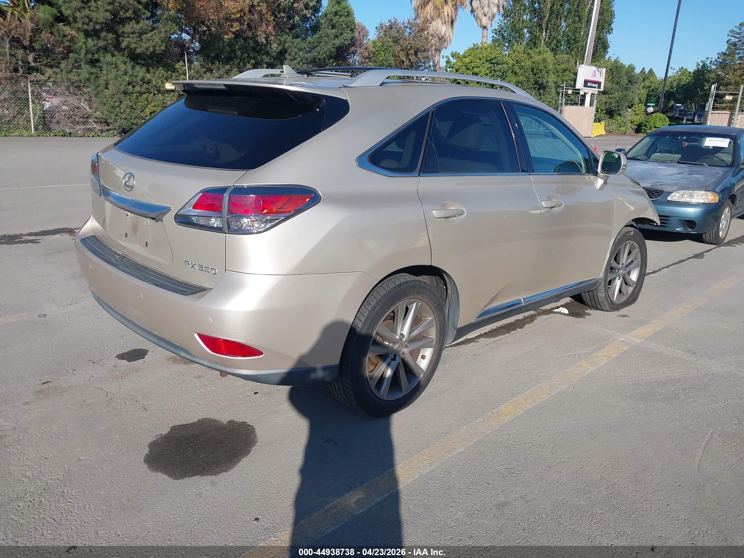 LEXUS RX image 4