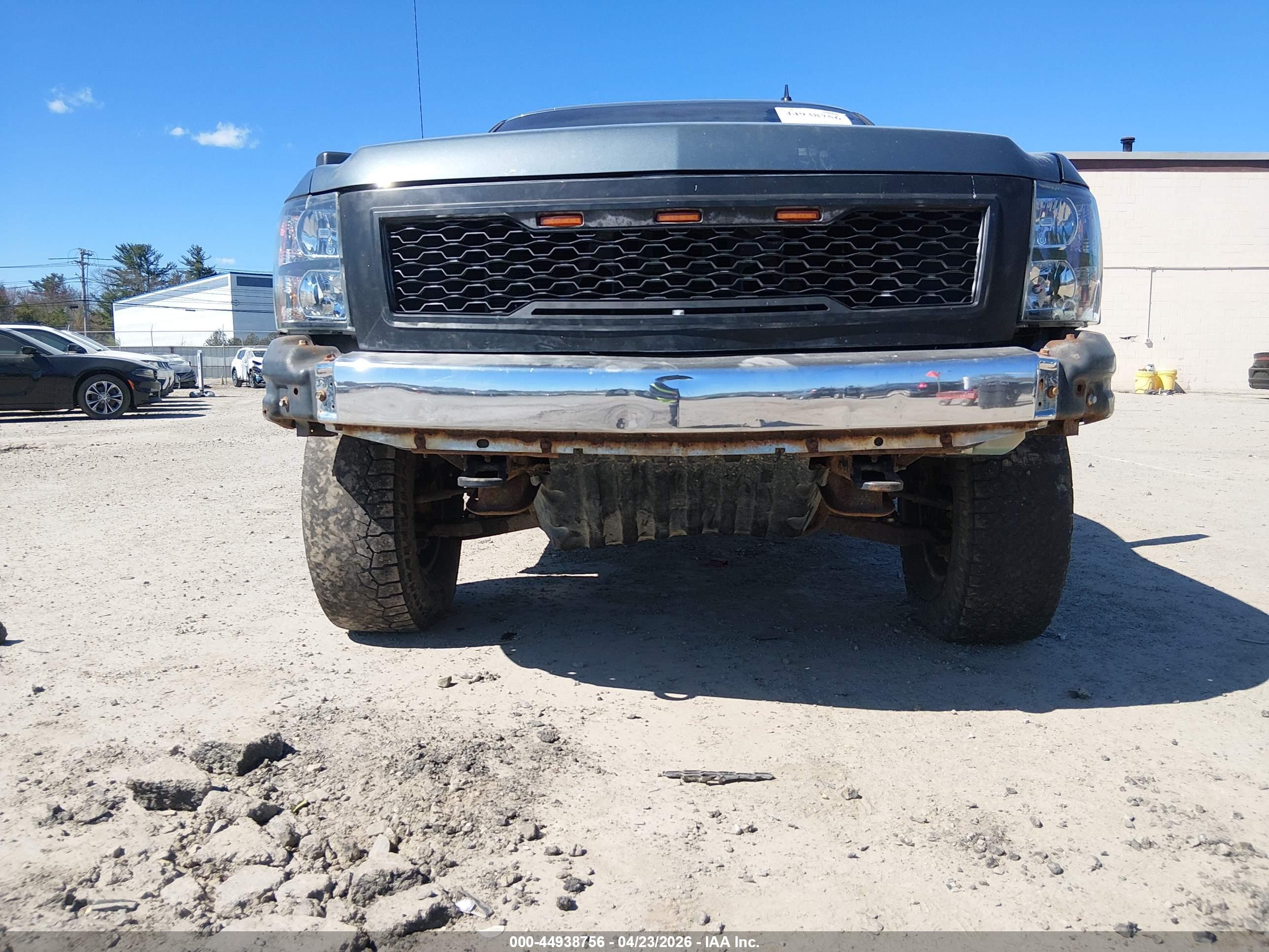 CHEVROLET SILVERADO image 6