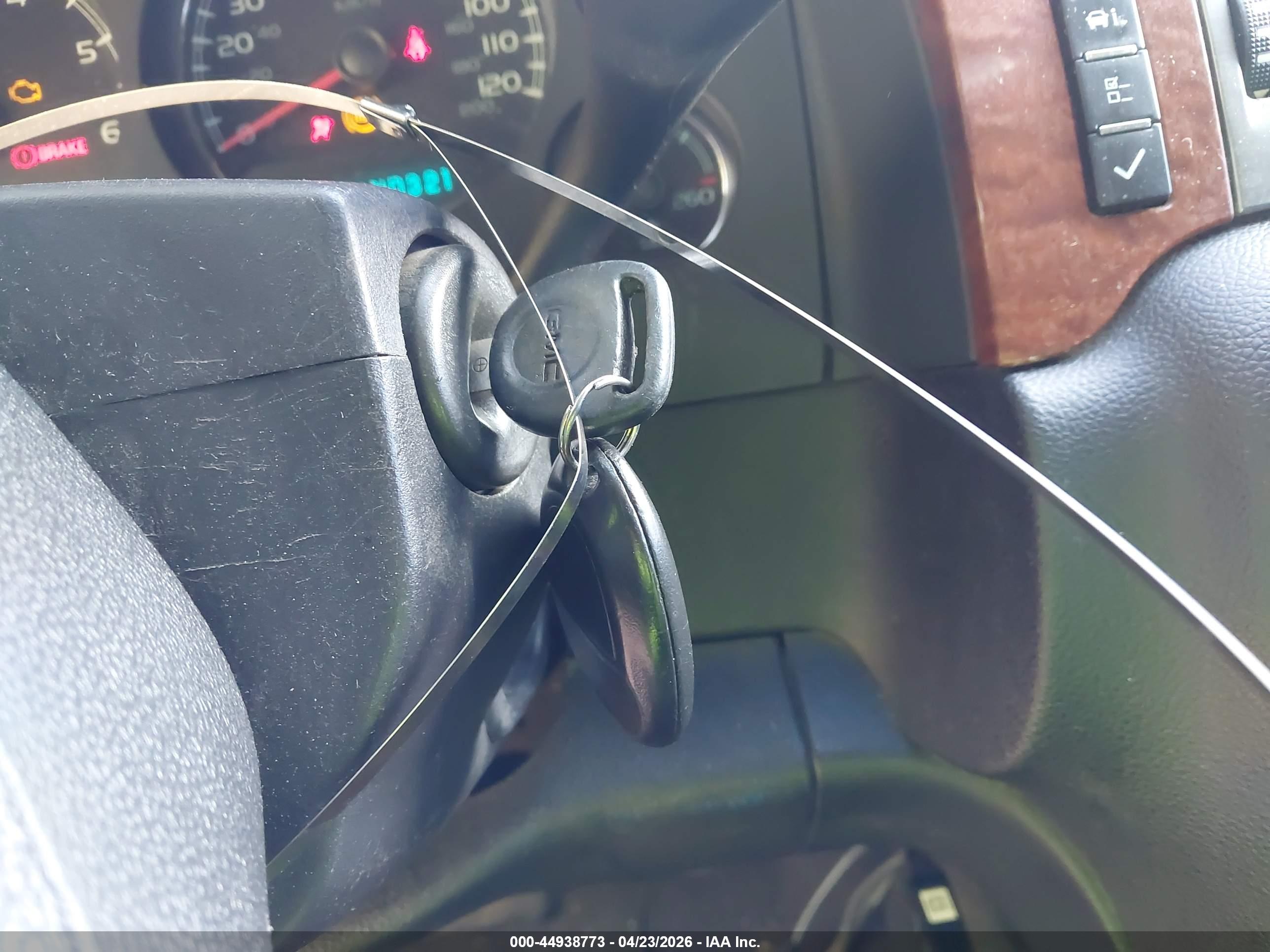 GMC SIERRA image 11