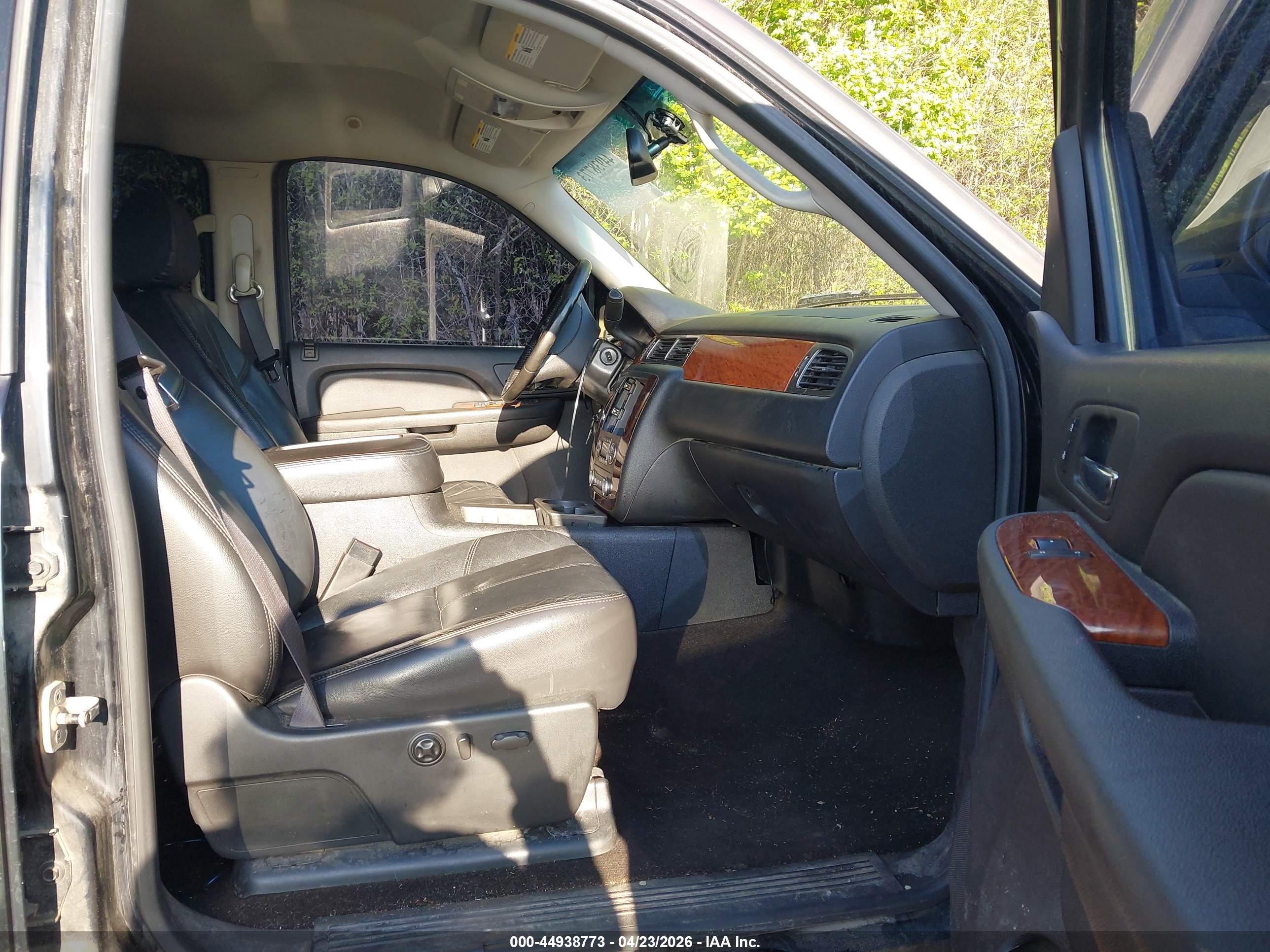 GMC SIERRA image 5