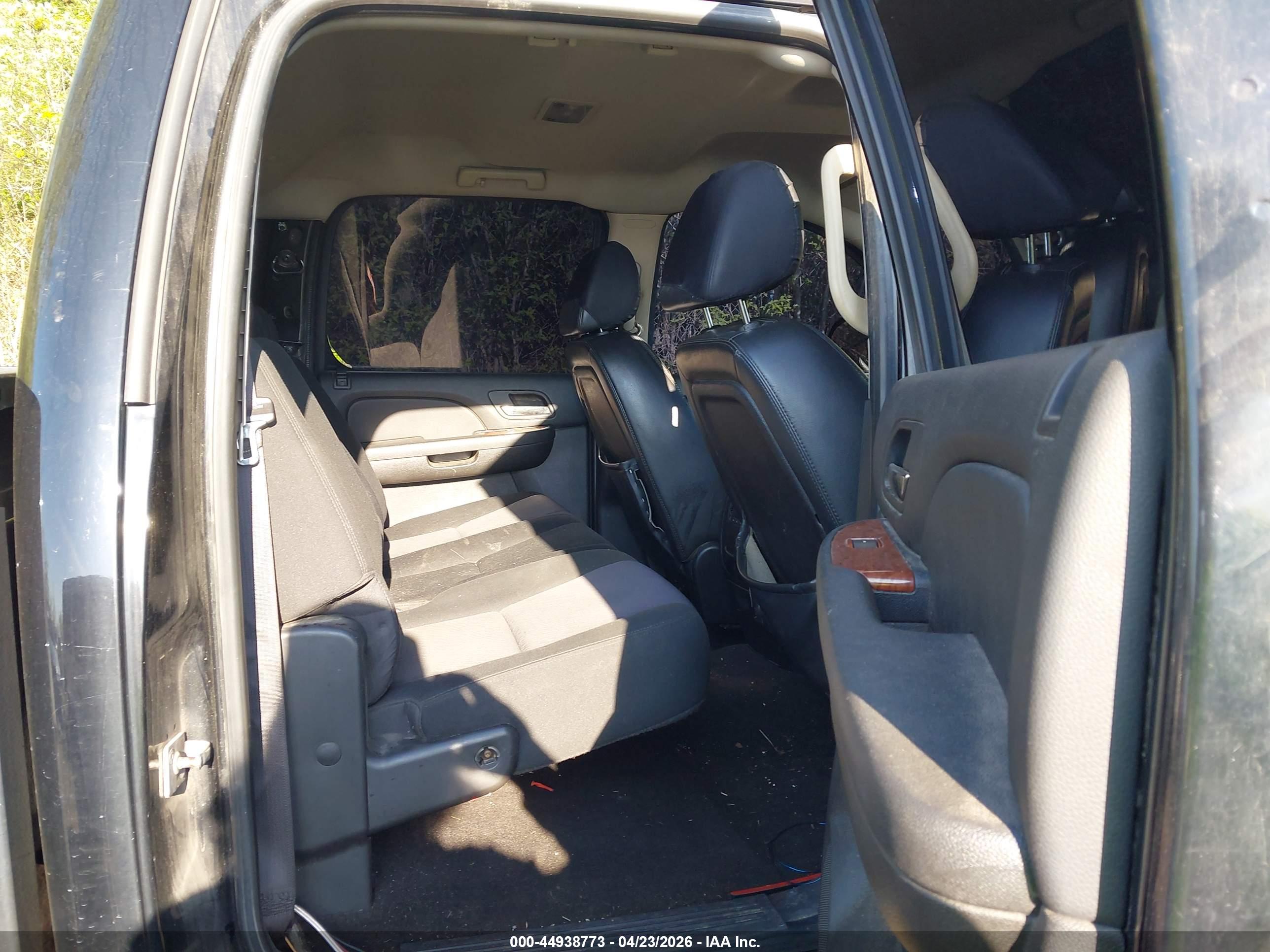GMC SIERRA image 8