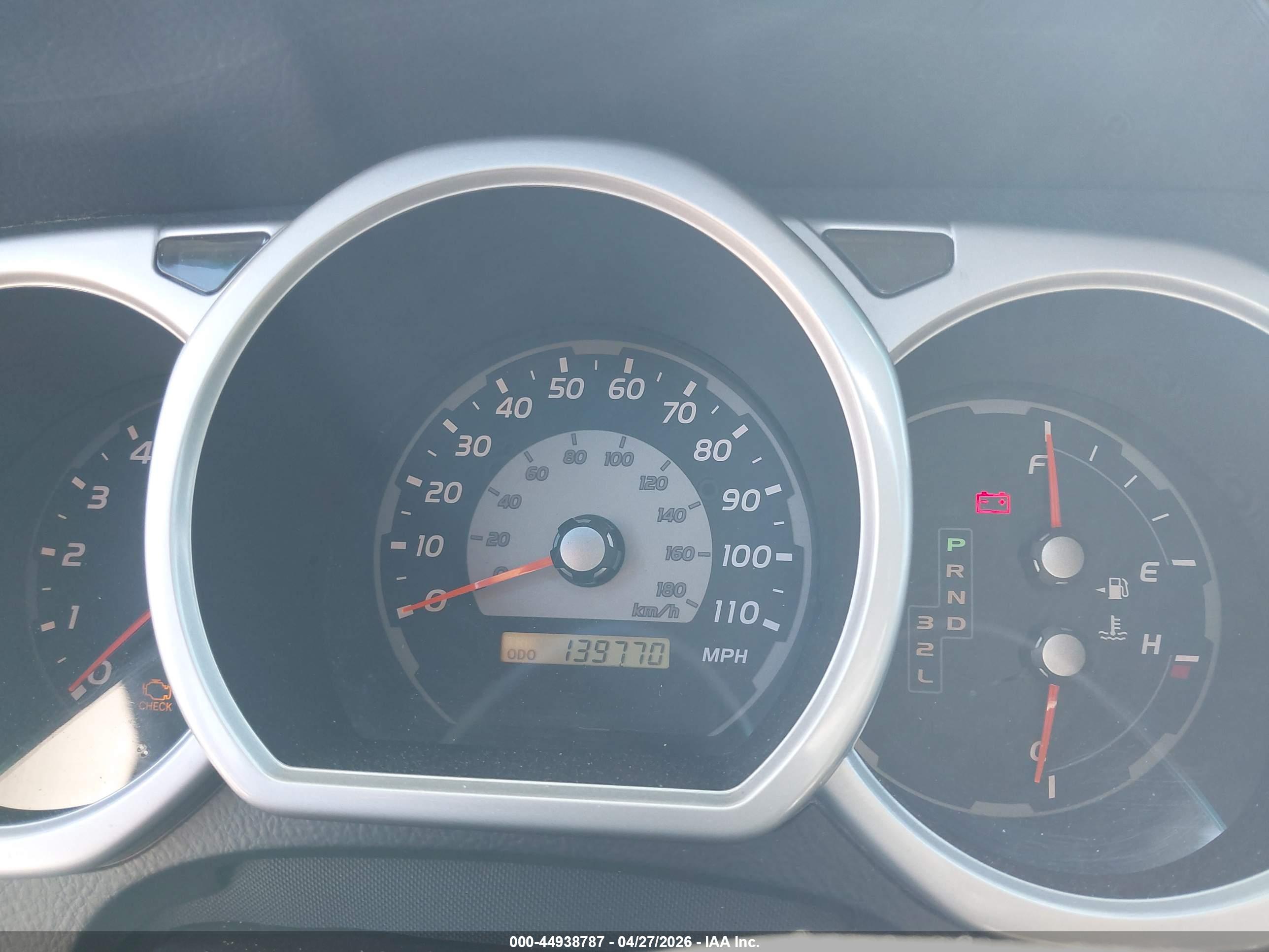 TOYOTA 4RUNNER image 7