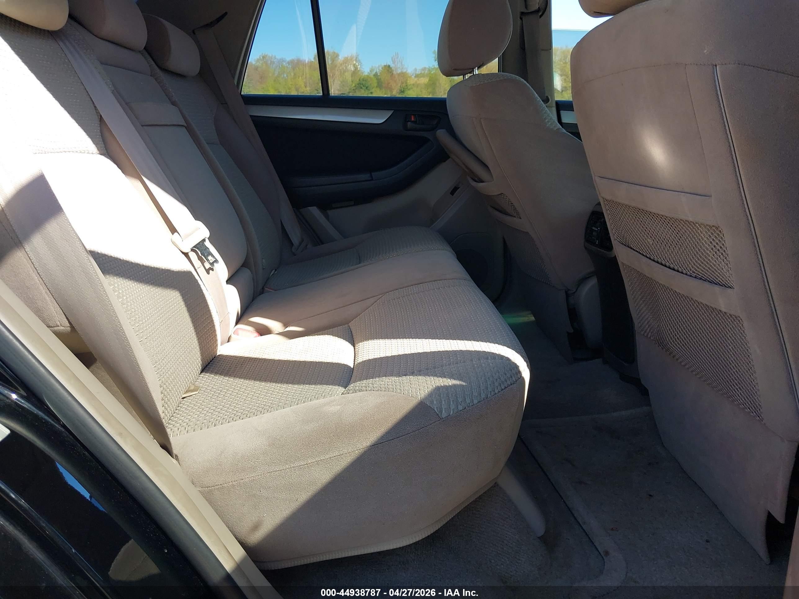 TOYOTA 4RUNNER image 8